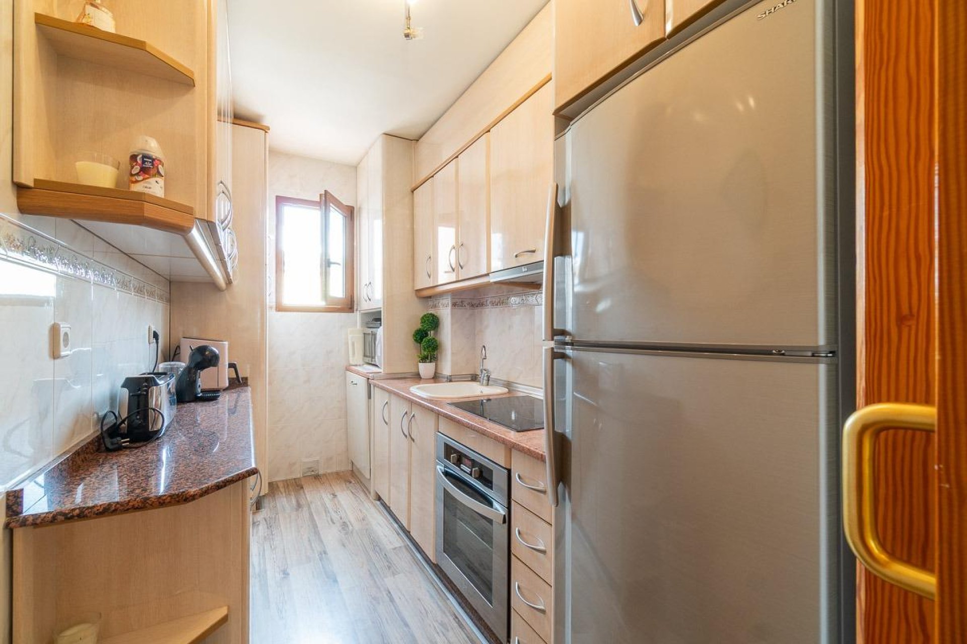 Resale - Apartment / Flat * - Torrevieja * - Playa de los Naufragos *