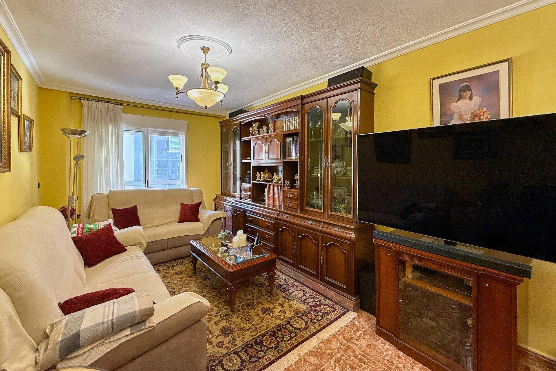 Resale - Apartment / Flat * - Torrevieja - Playa del Cura *