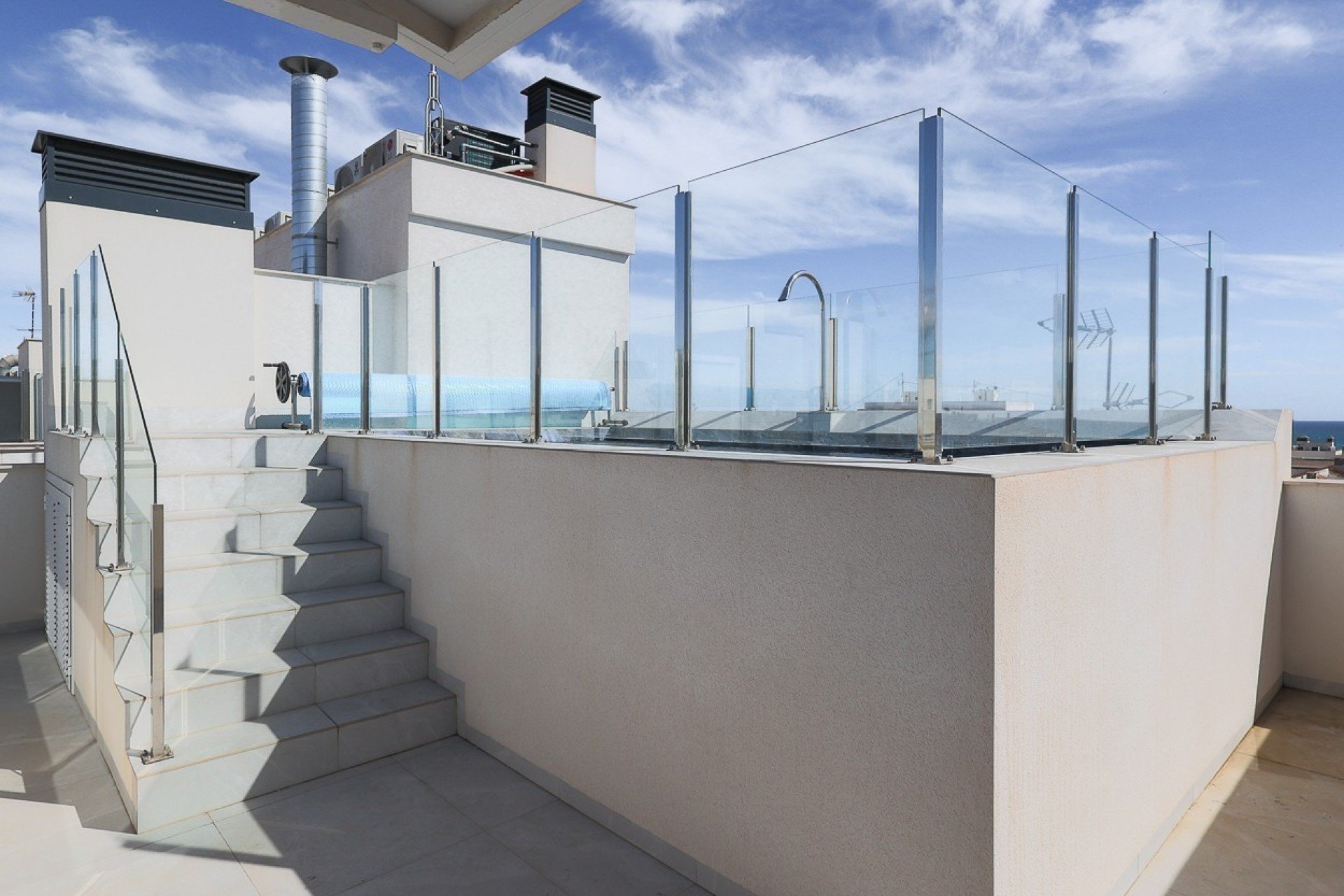 Resale - Apartment / Flat * - Torrevieja - Playa del Cura *