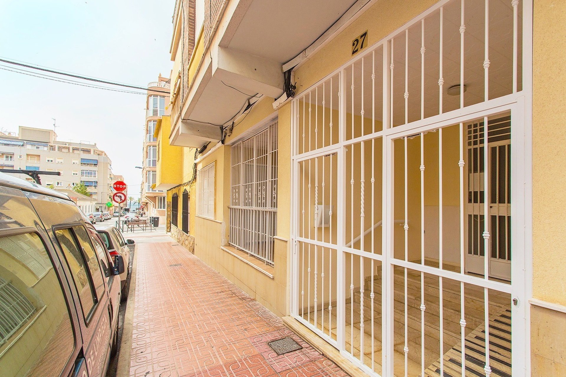 Resale - Apartment / Flat * - Torrevieja - Playa del Cura *