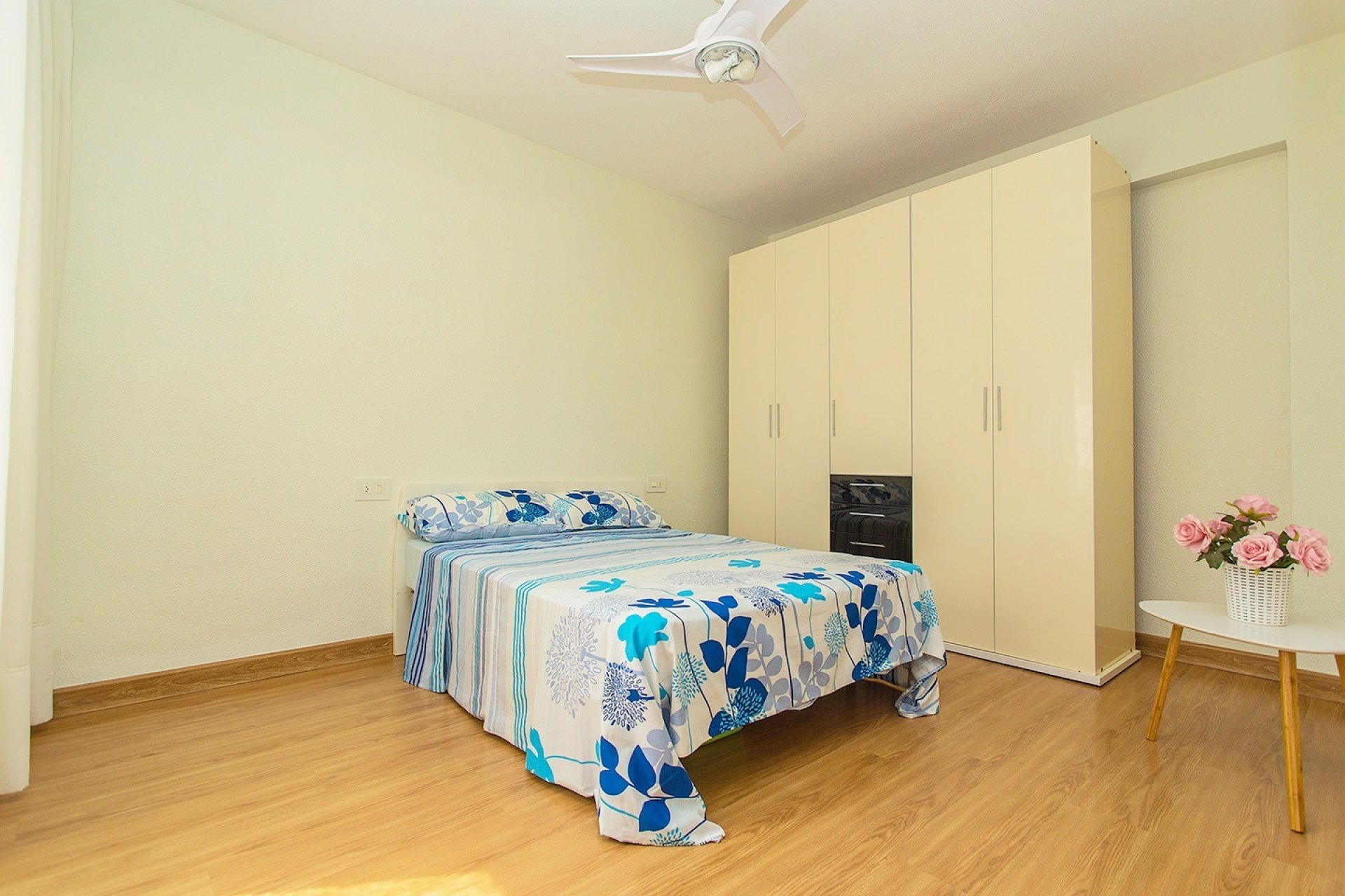 Resale - Apartment / Flat * - Torrevieja - Playa del Cura *