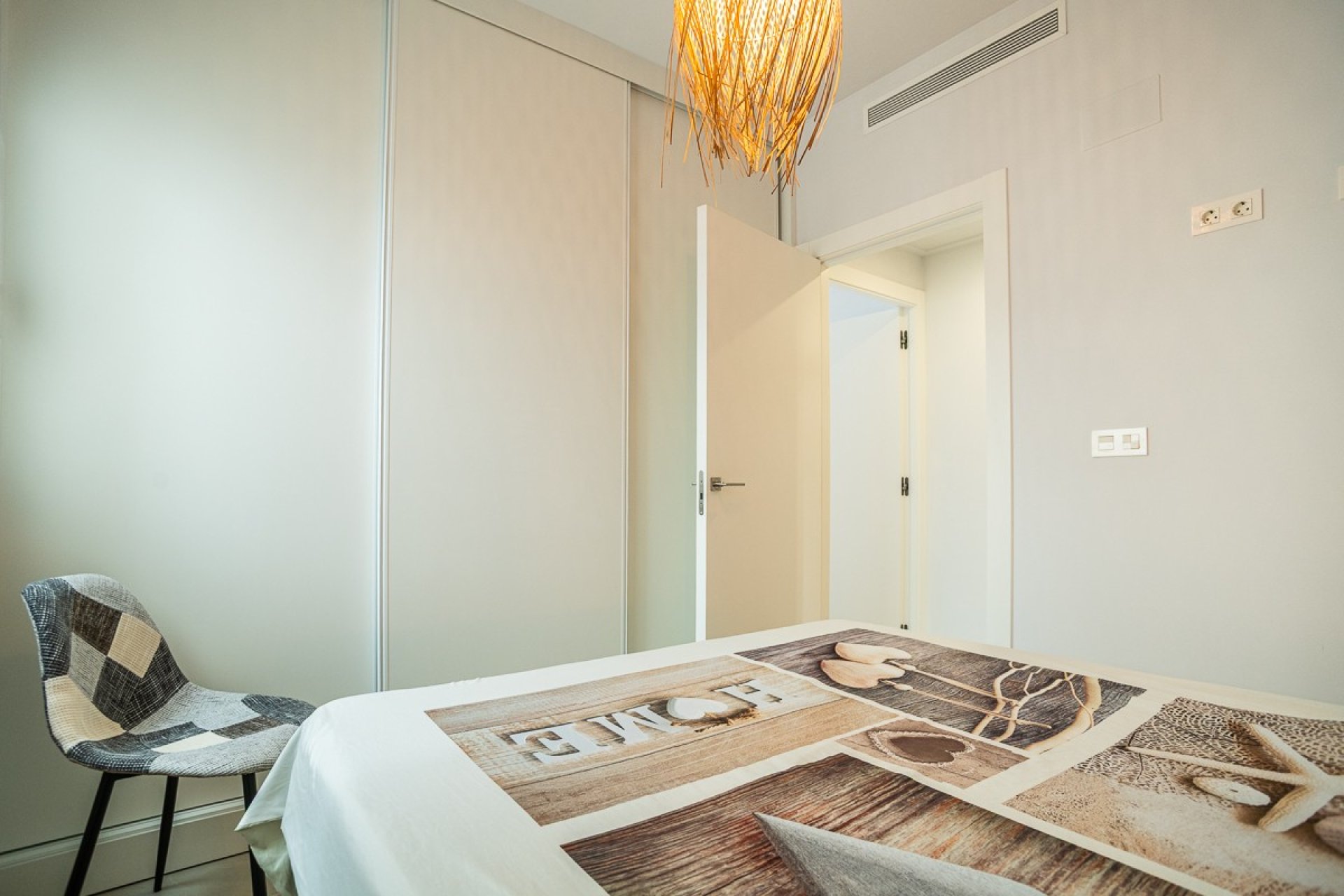 Resale - Apartment / Flat * - Torrevieja - Playa del Cura *