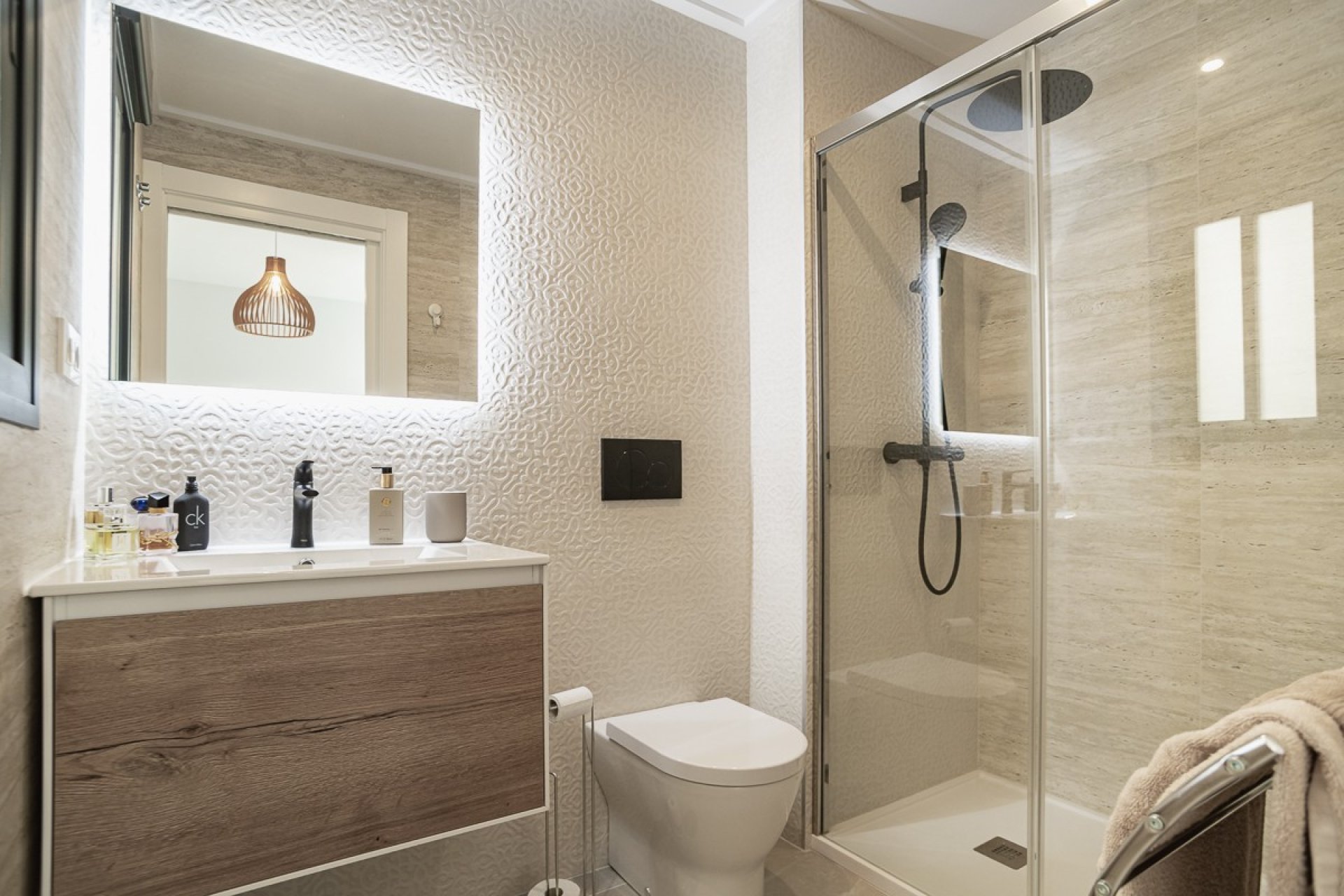 Resale - Apartment / Flat * - Torrevieja - Playa del Cura *