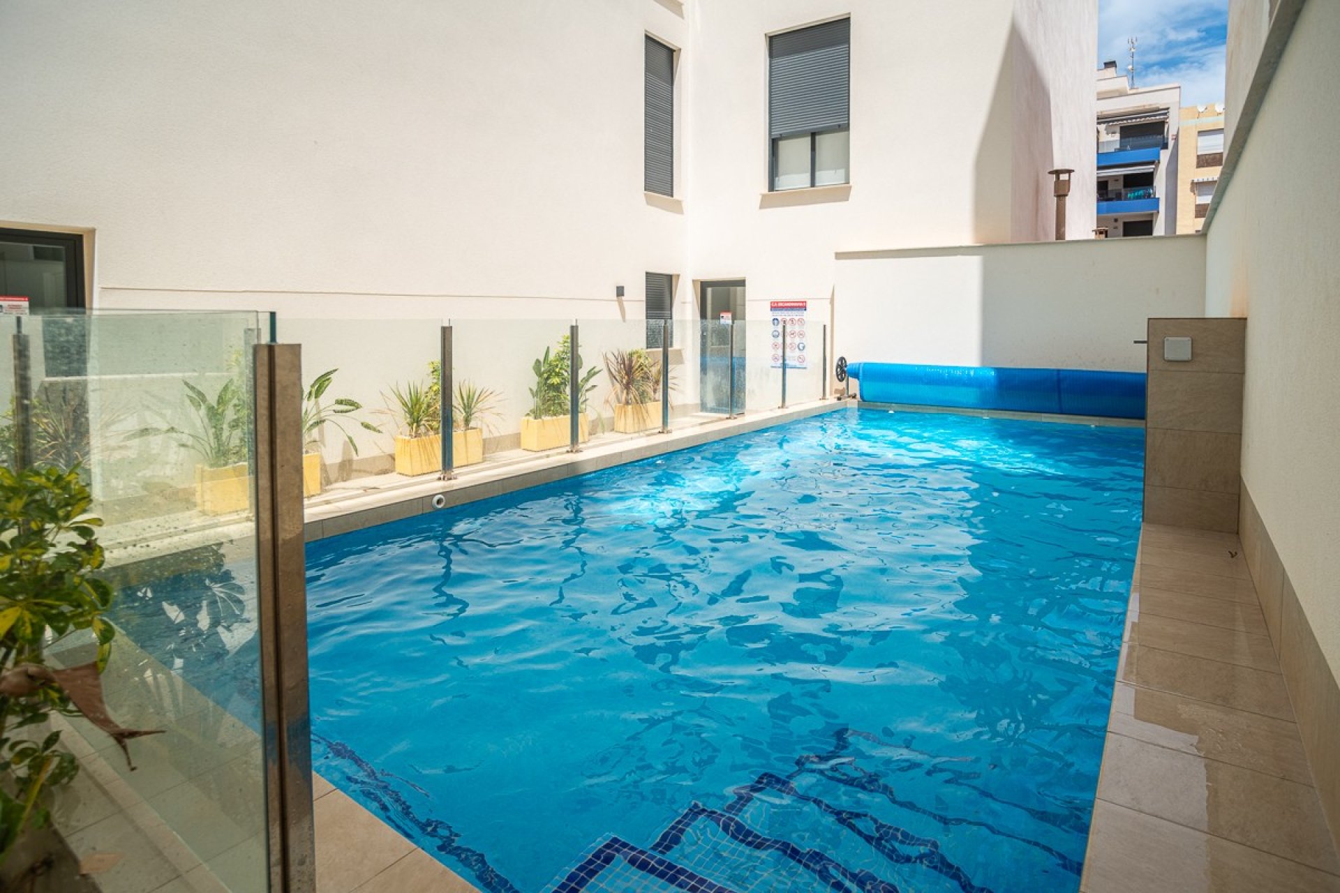 Resale - Apartment / Flat * - Torrevieja - Playa del Cura *