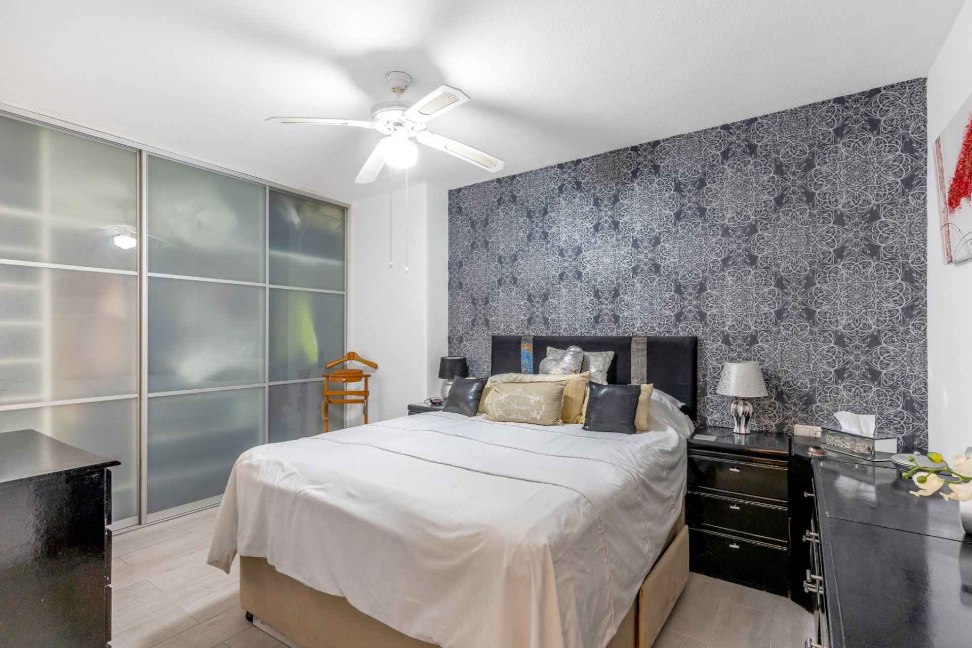 Resale - Apartment / Flat * - Torrevieja - Playa del Cura *