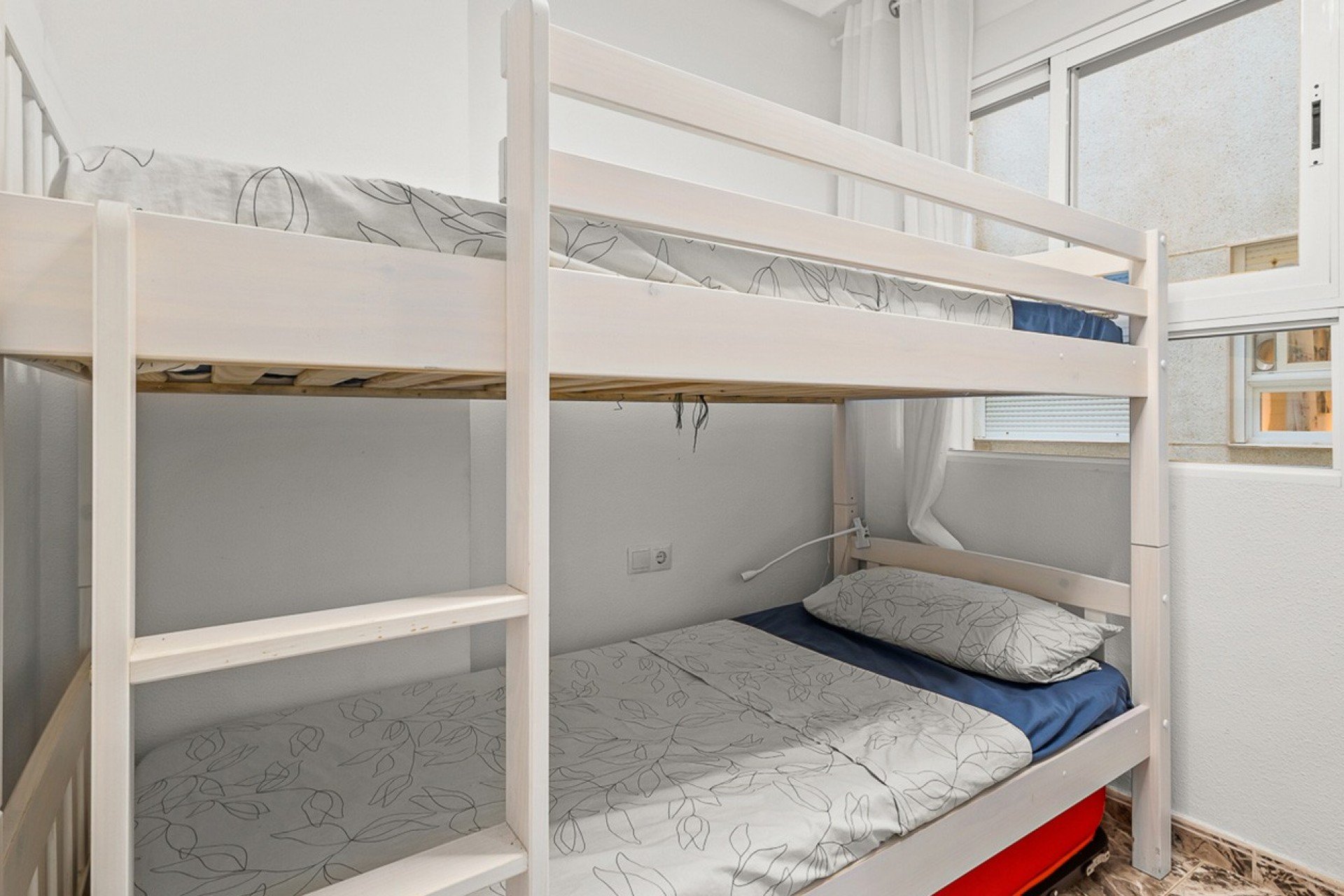 Resale - Apartment / Flat * - Torrevieja - Playa del Cura *