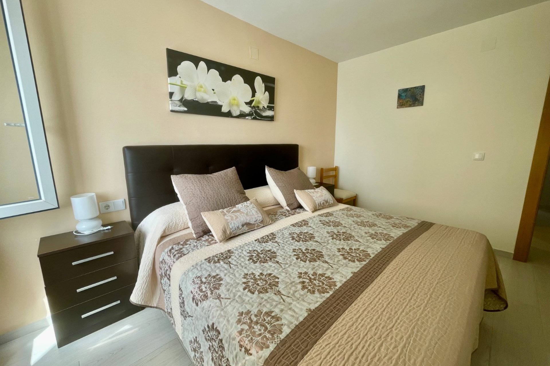 Resale - Apartment / Flat * - Torrevieja - Playa del Cura *