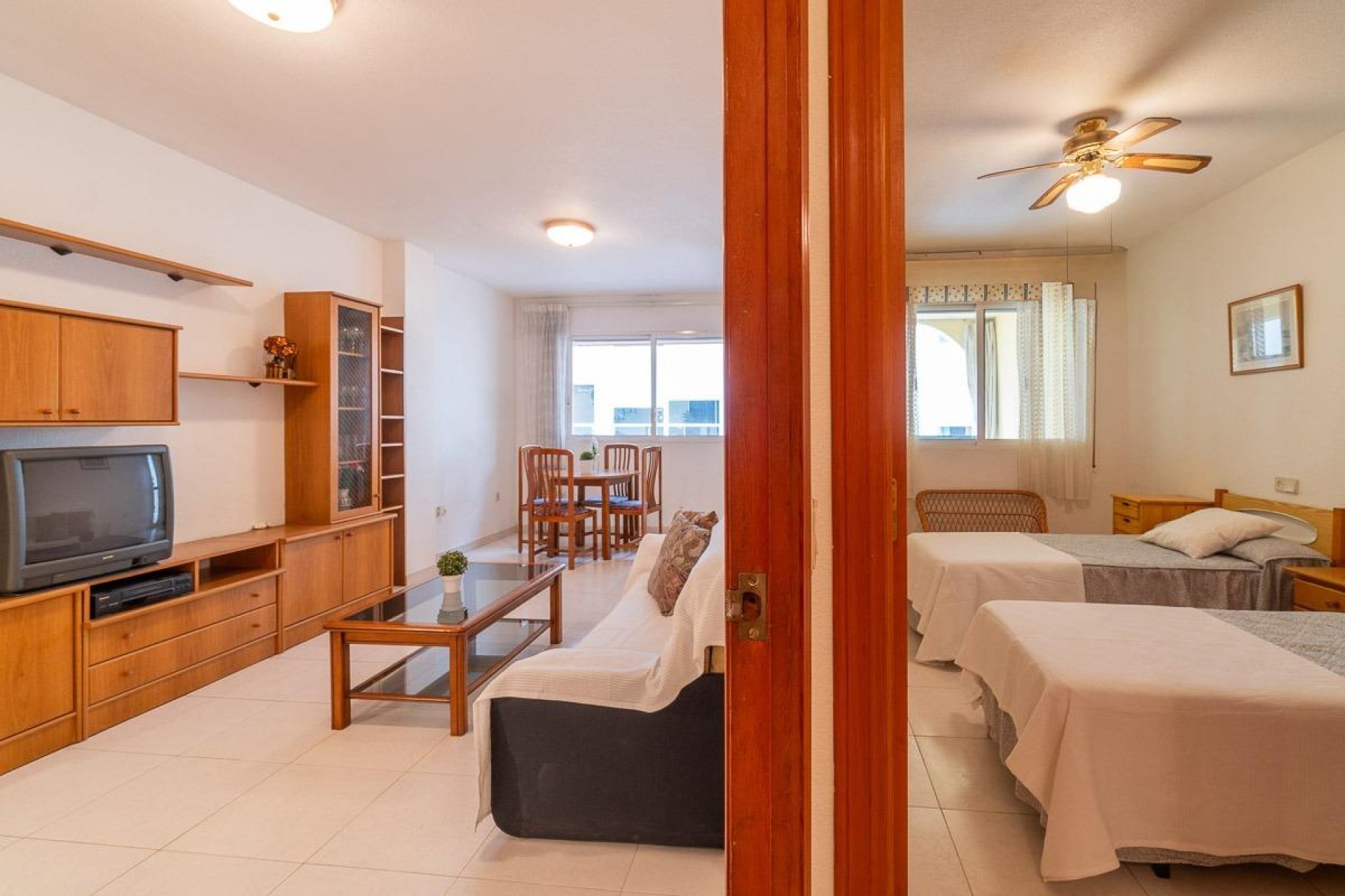 Resale - Apartment / Flat * - Torrevieja - Playa del Cura *