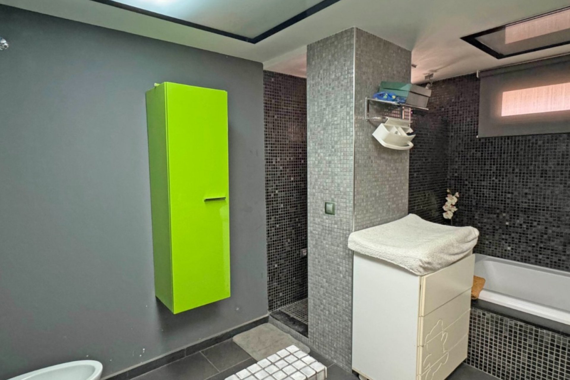 Resale - Apartment / Flat * - Torrevieja * - Playa del Cura *