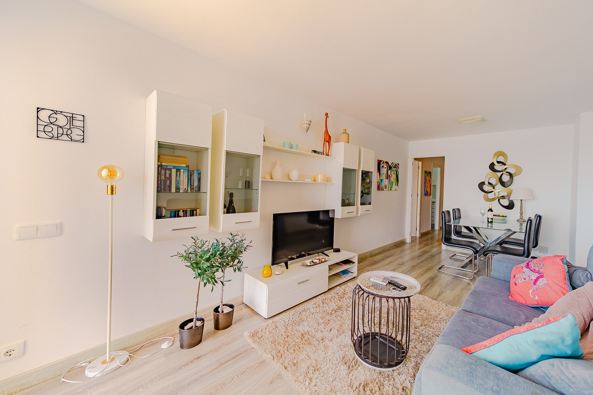 Resale - Apartment / Flat * - Torrevieja * - Playa del Cura *