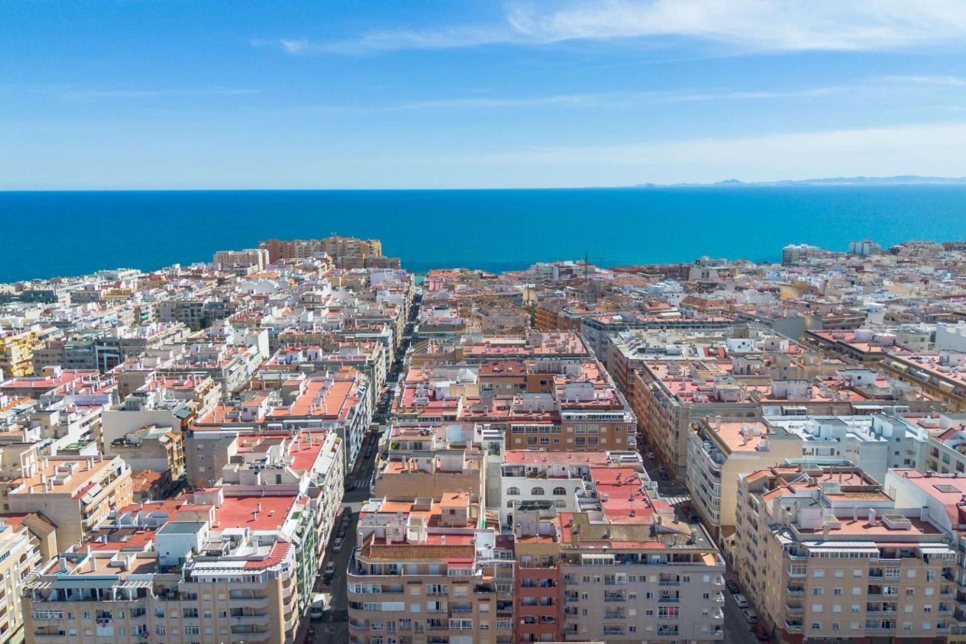 Resale - Apartment / Flat * - Torrevieja * - Playa del Cura *