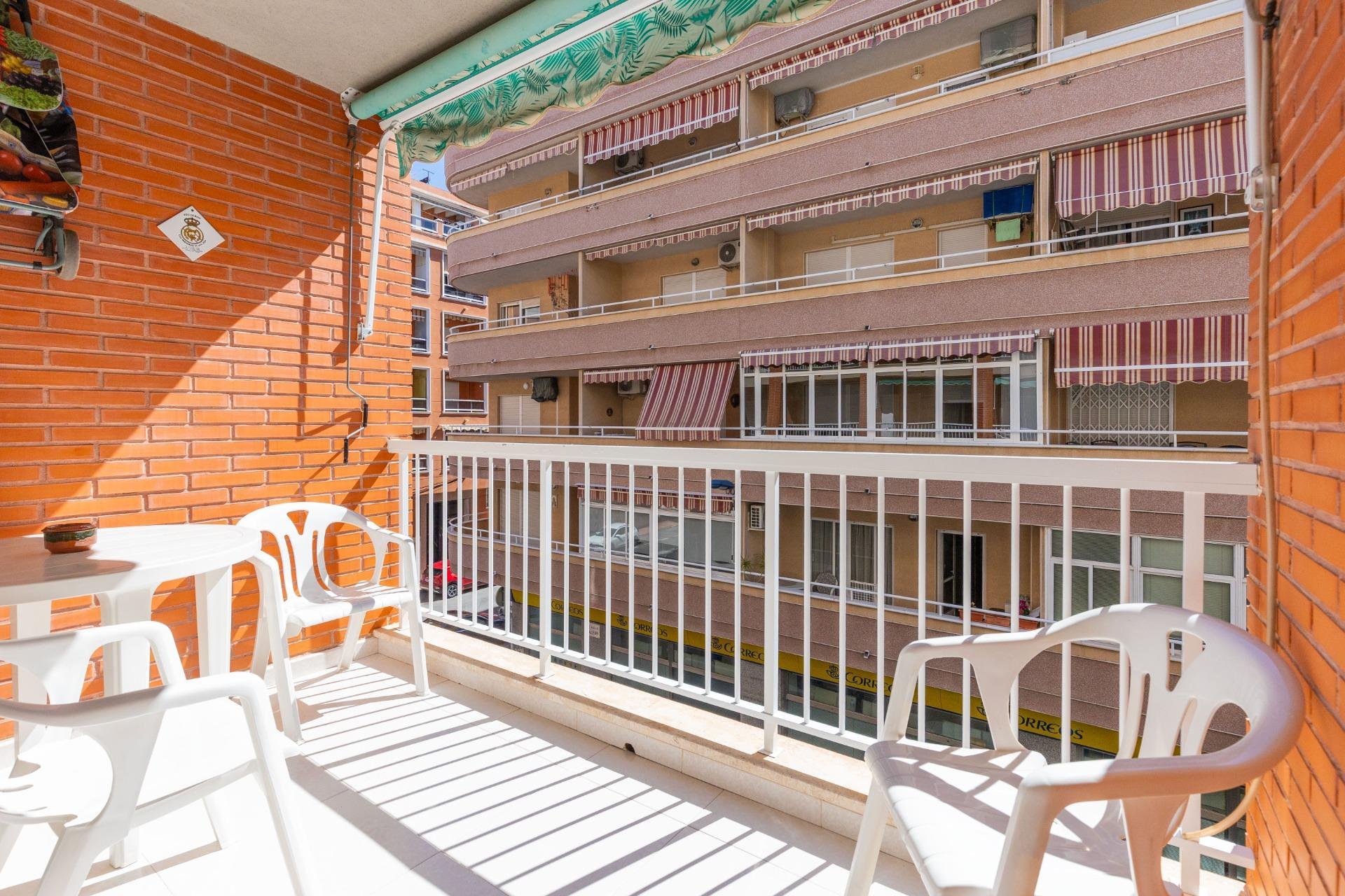 Resale - Apartment / Flat * - Torrevieja * - Playa del Cura *