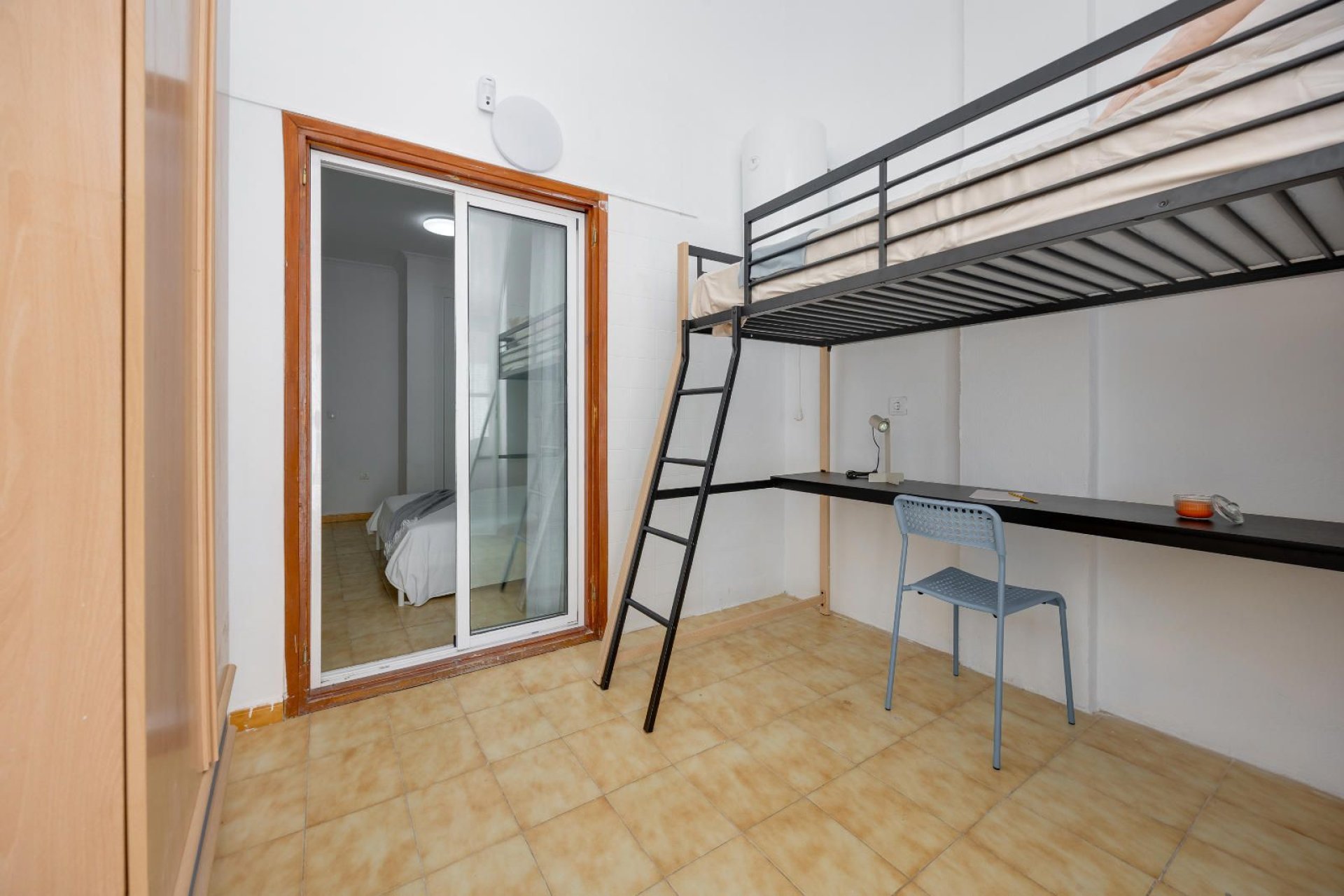 Resale - Apartment / Flat * - Torrevieja * - Playa del Cura *