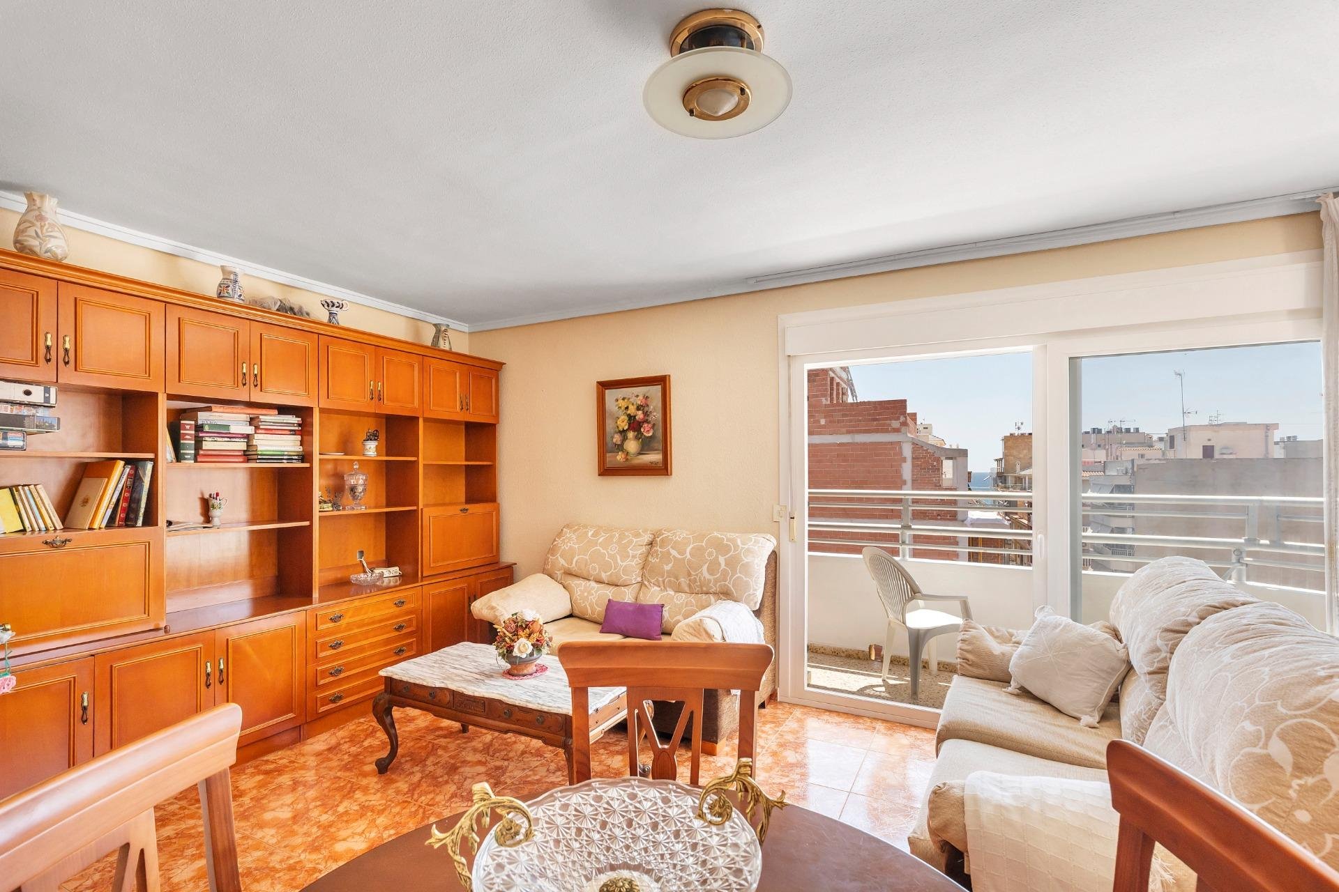 Resale - Apartment / Flat * - Torrevieja * - Playa del Cura *