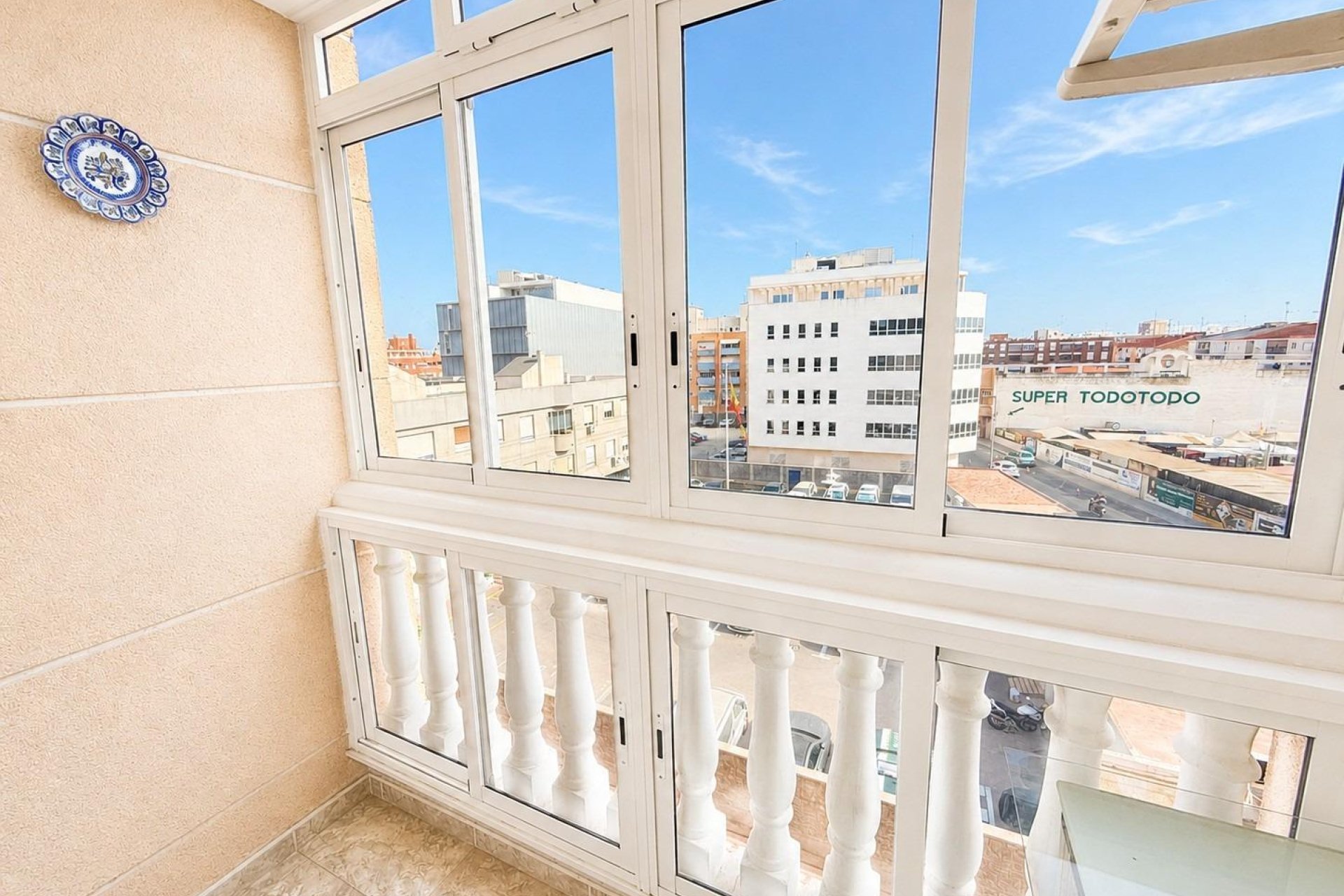 Resale - Apartment / Flat * - Torrevieja * - Playa del Cura *