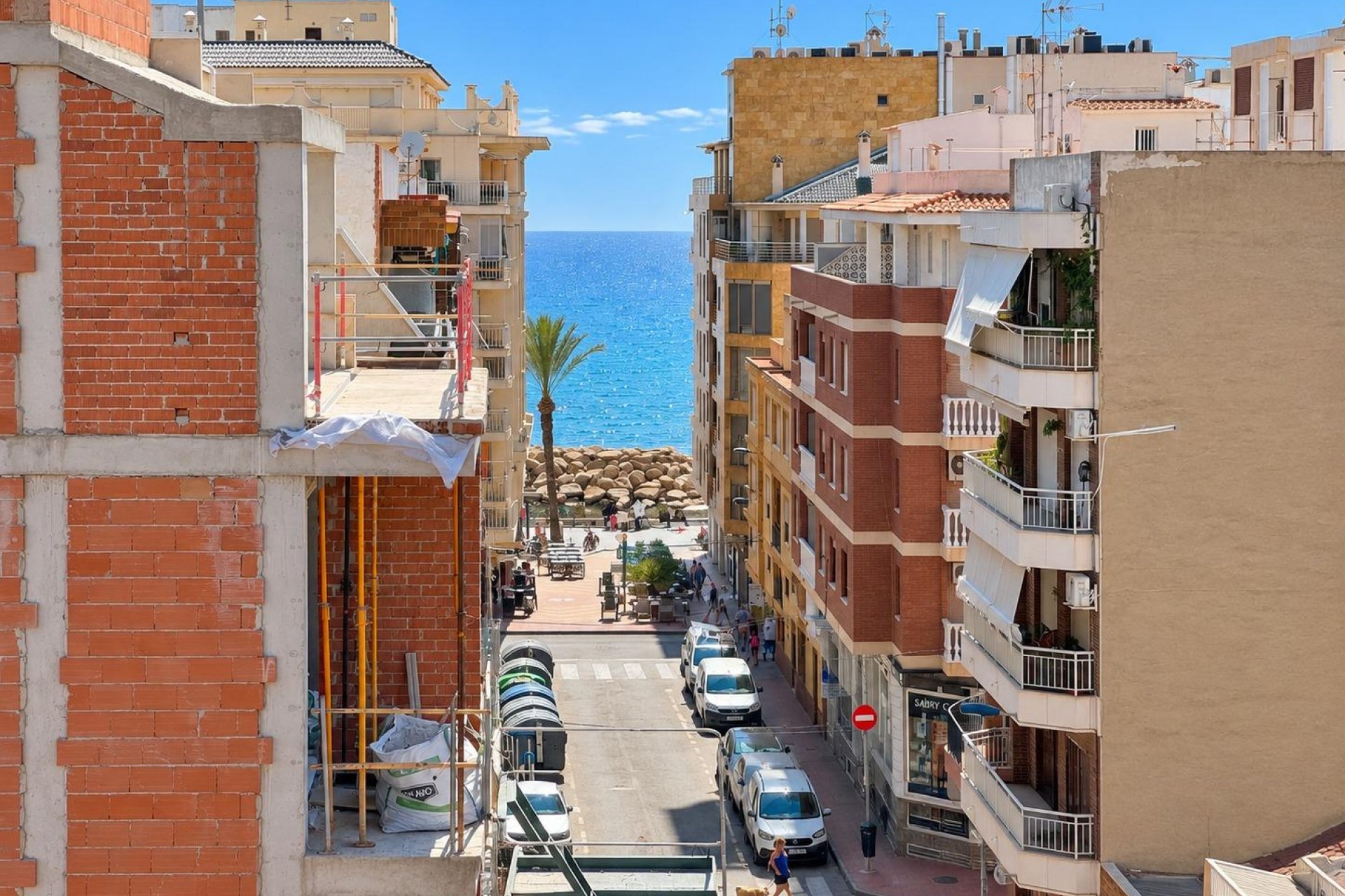 Resale - Apartment / Flat * - Torrevieja * - Playa del Cura *