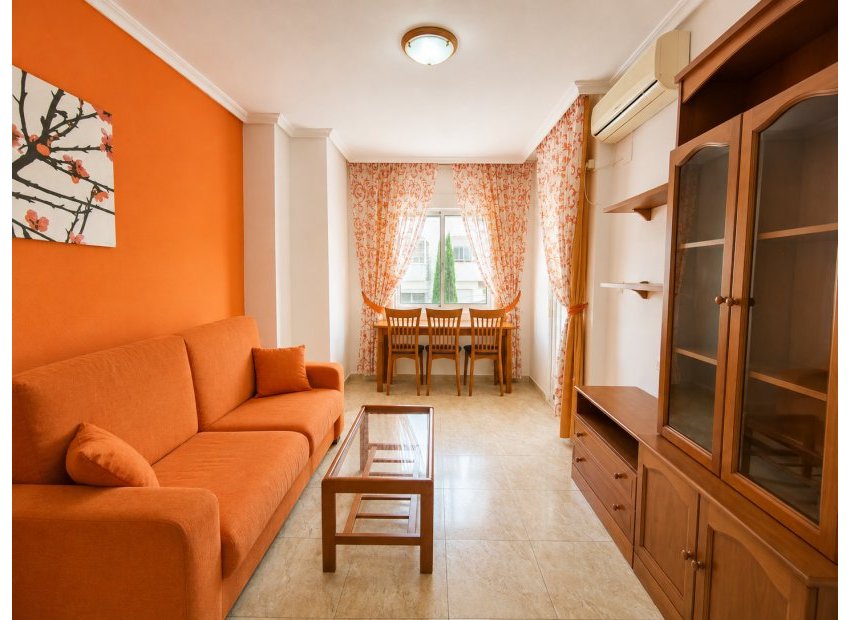 Resale - Apartment / Flat * - Torrevieja * - Playa del Cura *