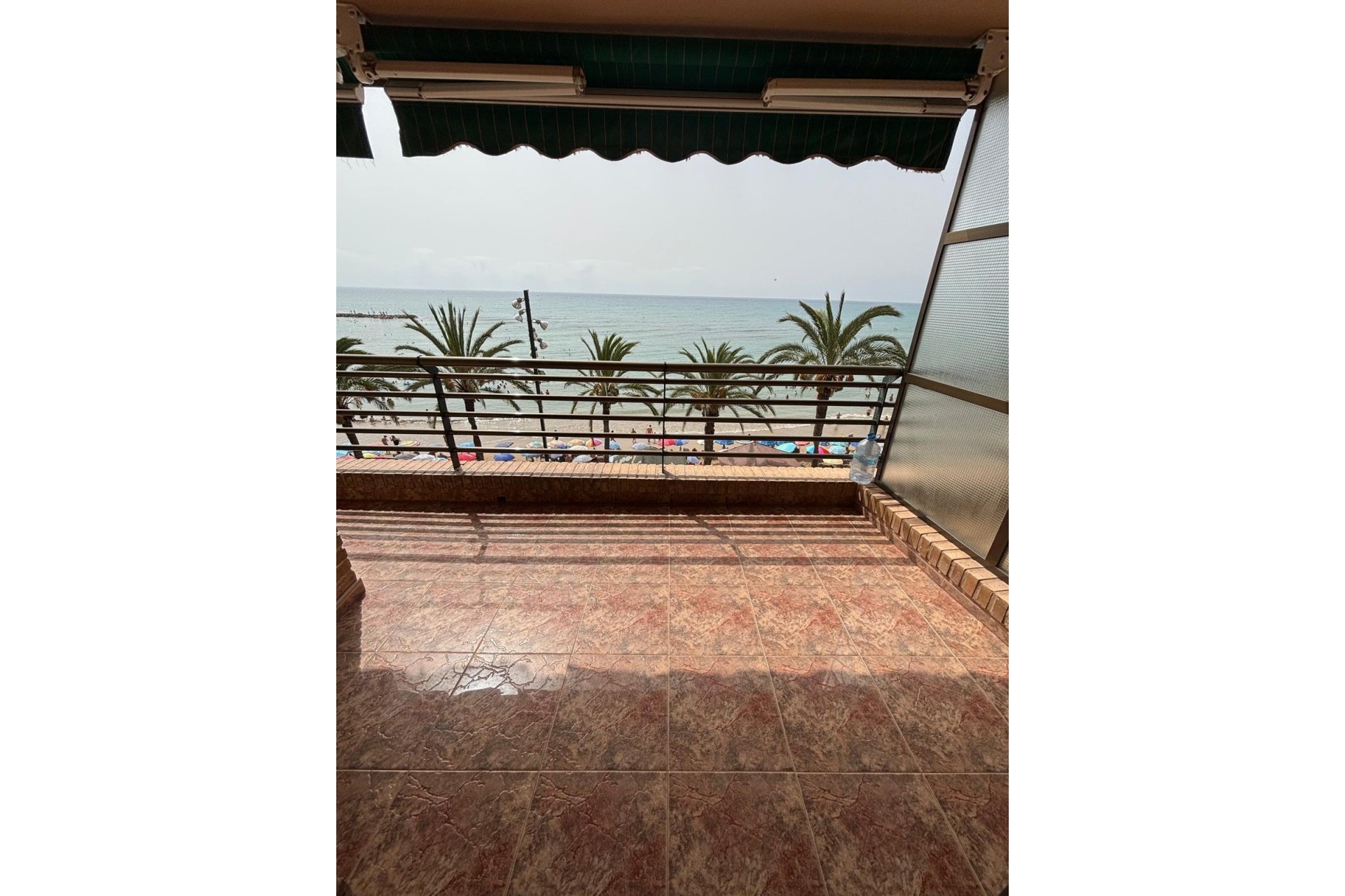 Resale - Apartment / Flat * - Torrevieja * - Playa del Cura *