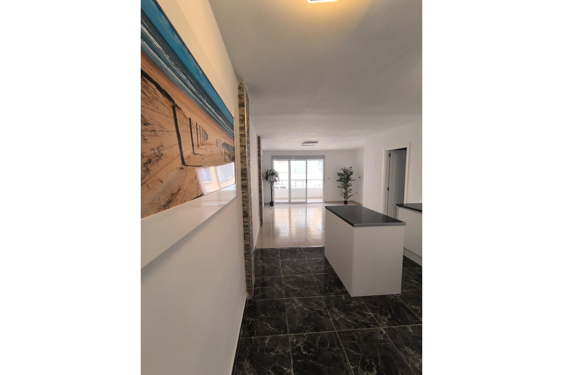 Resale - Apartment / Flat * - Torrevieja * - Playa del Cura *