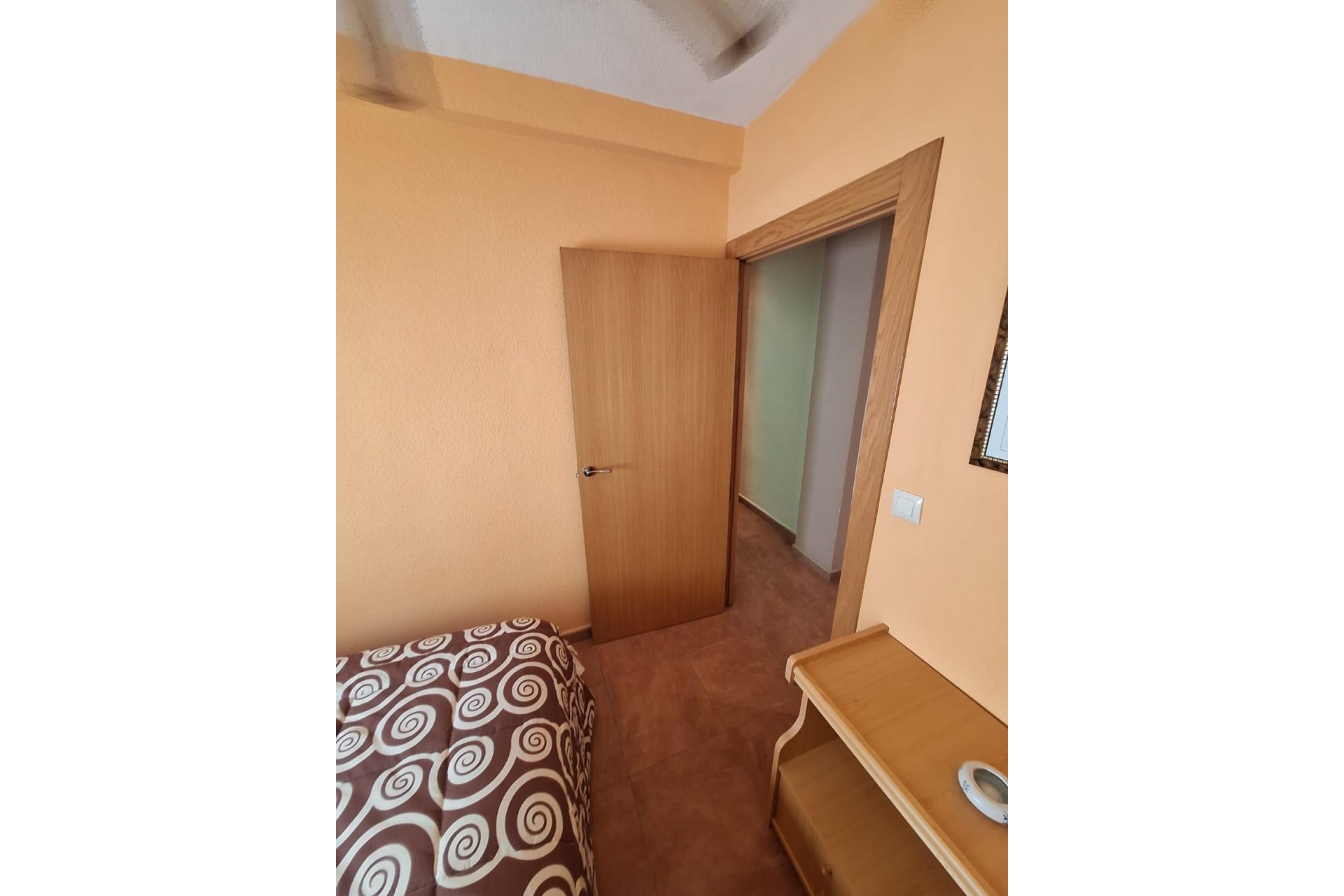 Resale - Apartment / Flat * - Torrevieja * - Playa del Cura *