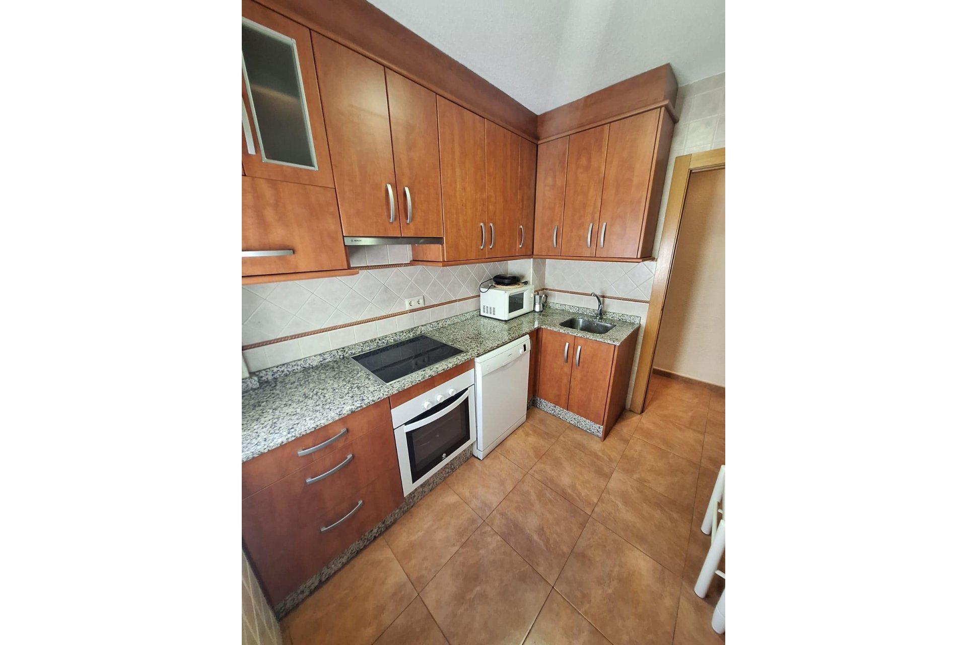 Resale - Apartment / Flat * - Torrevieja * - Playa del Cura *