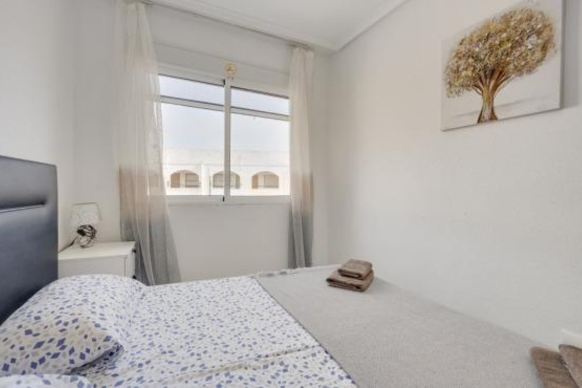 Resale - Apartment / Flat * - Torrevieja * - Playa del Cura *