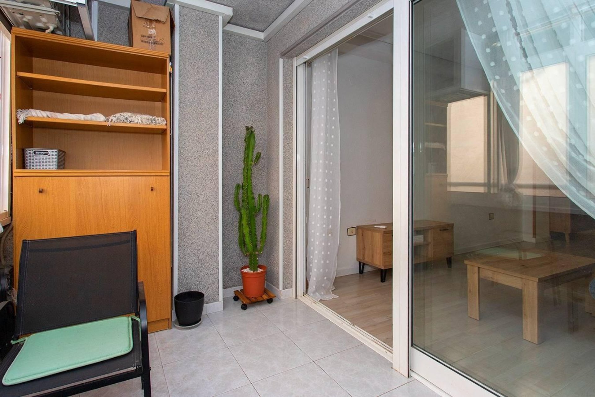 Resale - Apartment / Flat * - Torrevieja * - Playa del Cura *