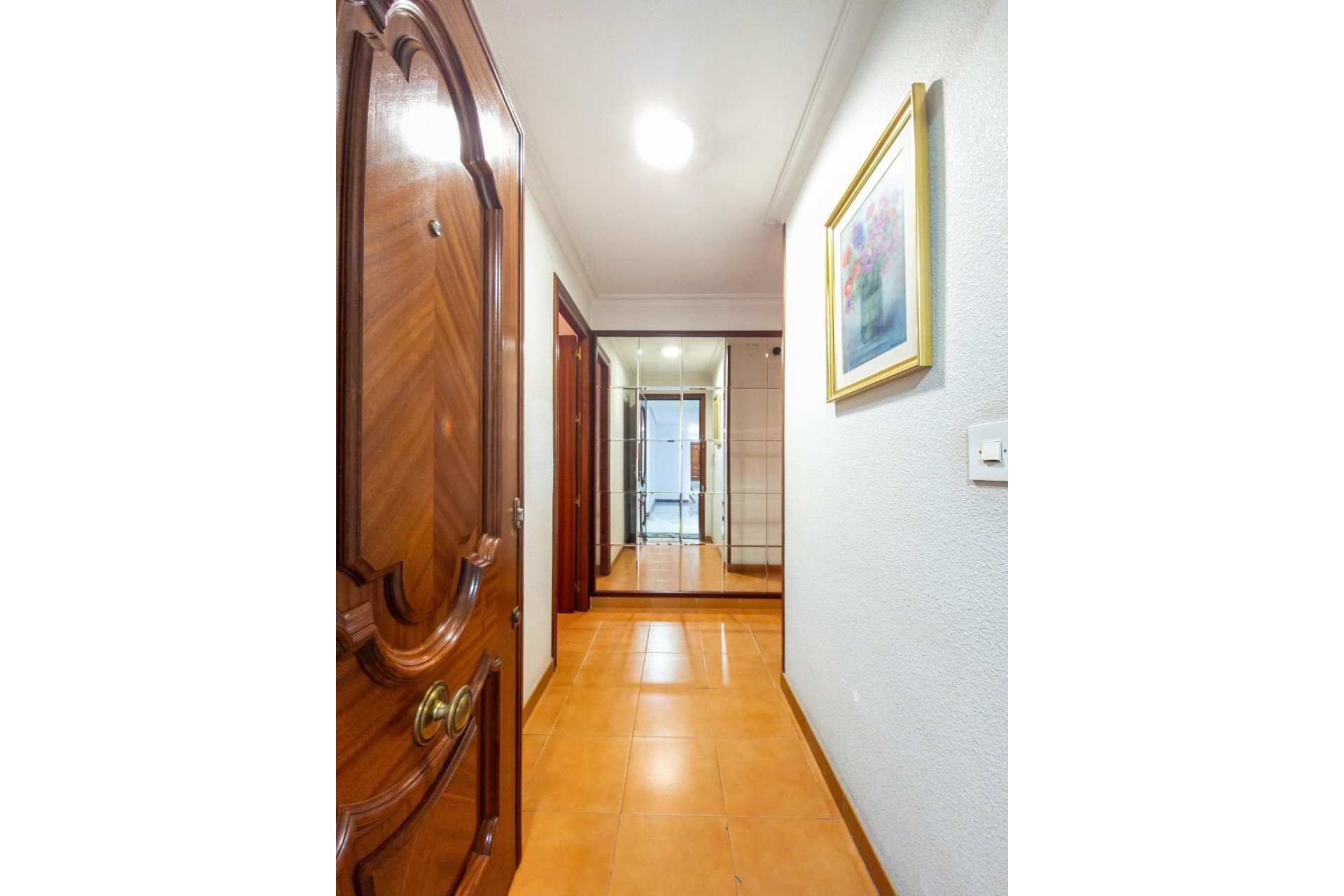 Resale - Apartment / flat - Torrevieja - Puerto