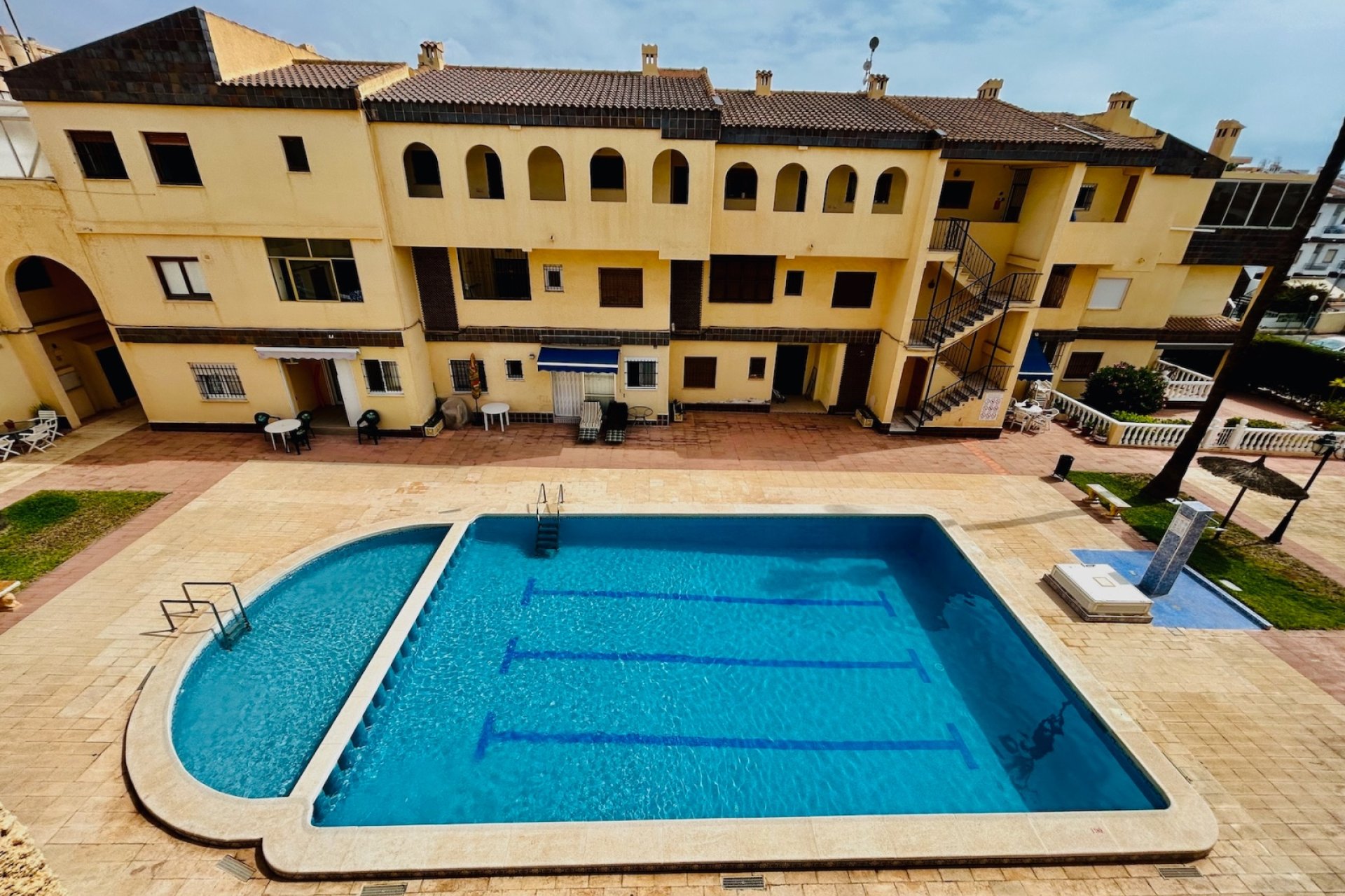 Resale - Apartment / flat - Torrevieja - Punta Prima