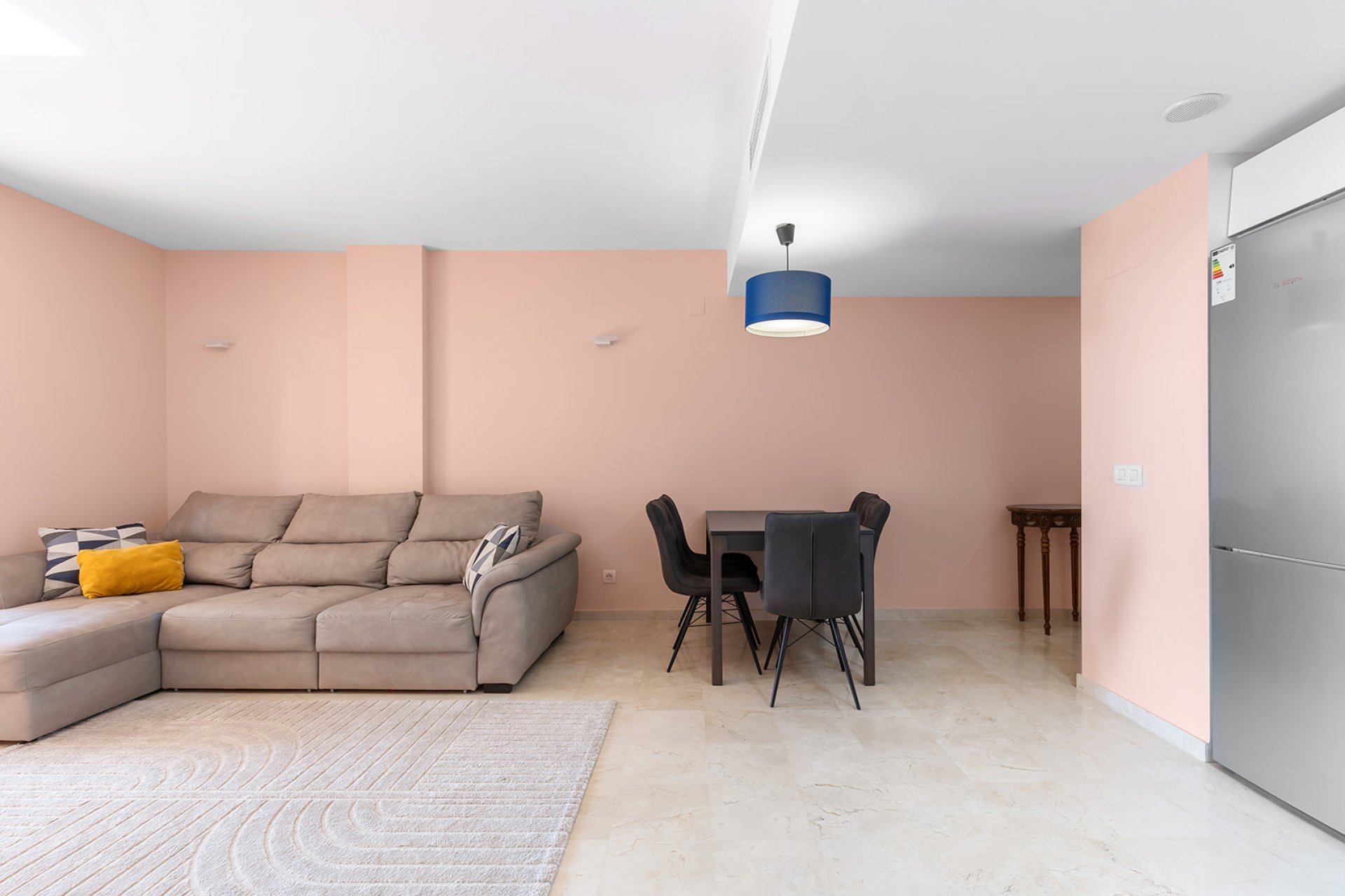 Resale - Apartment / flat - Torrevieja - Punta Prima