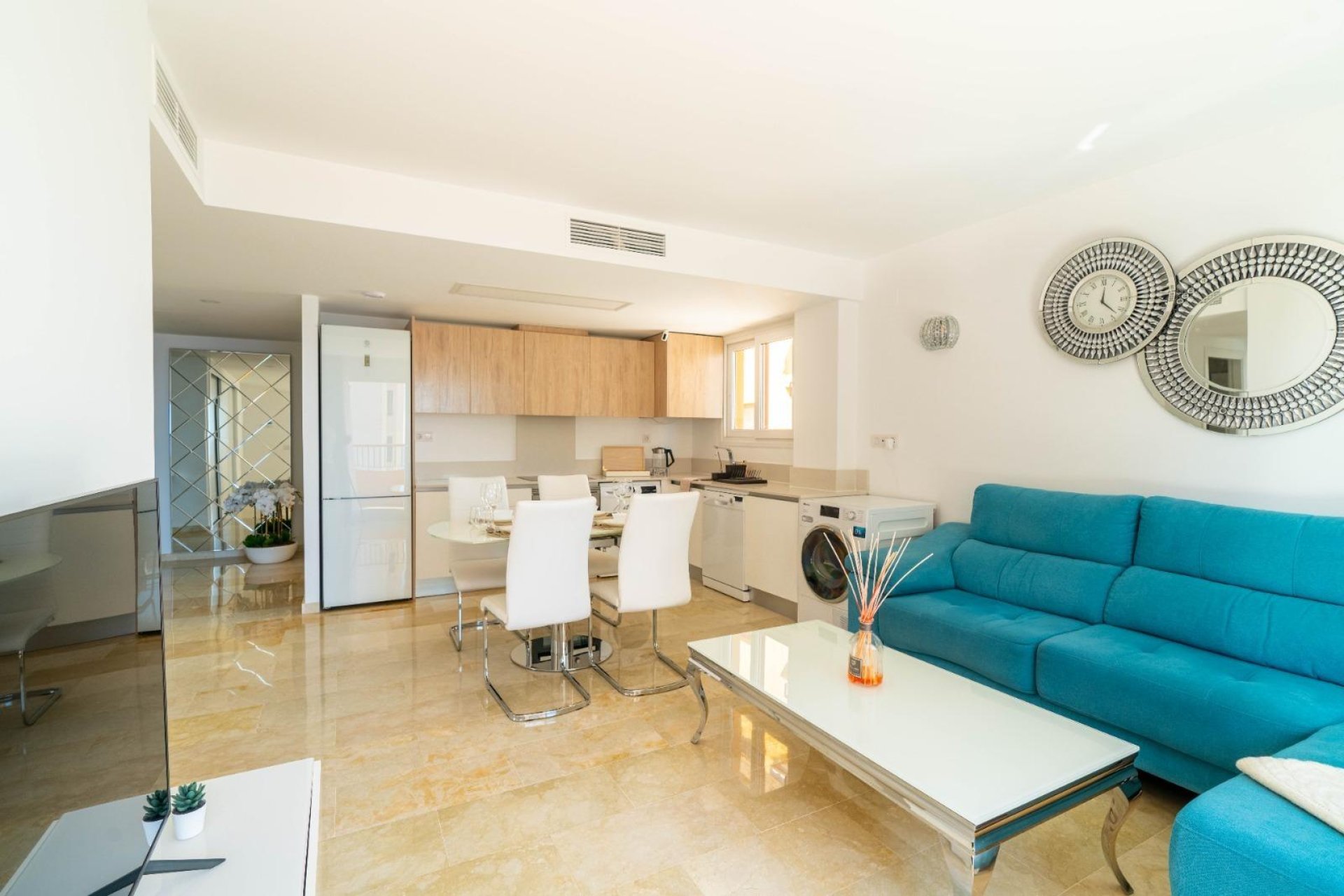 Resale - Apartment / flat - Torrevieja - Punta Prima