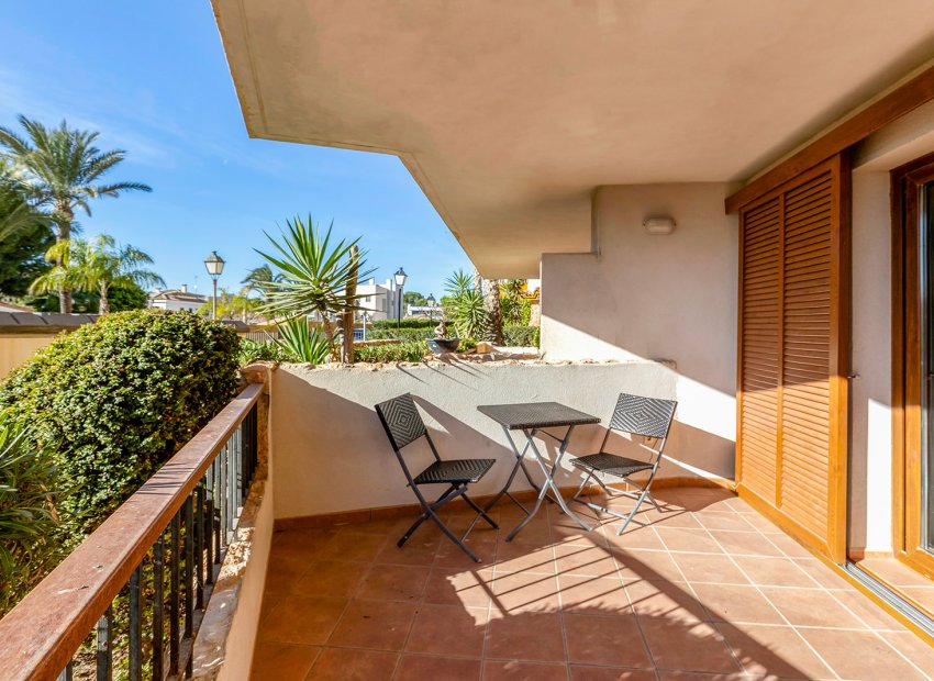 Resale - Apartment / flat - Torrevieja - Punta Prima