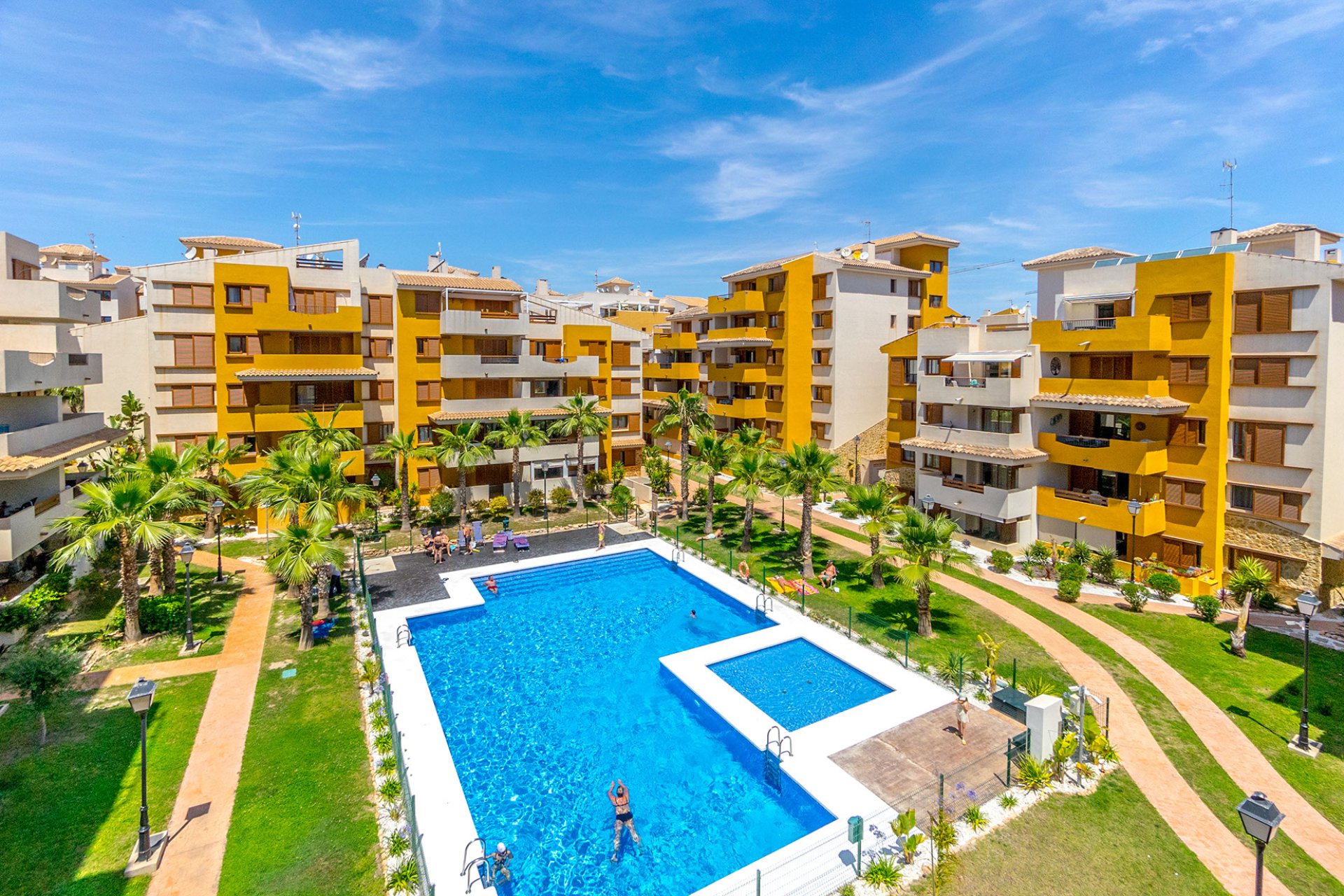 Resale - Apartment / flat - Torrevieja - Punta Prima