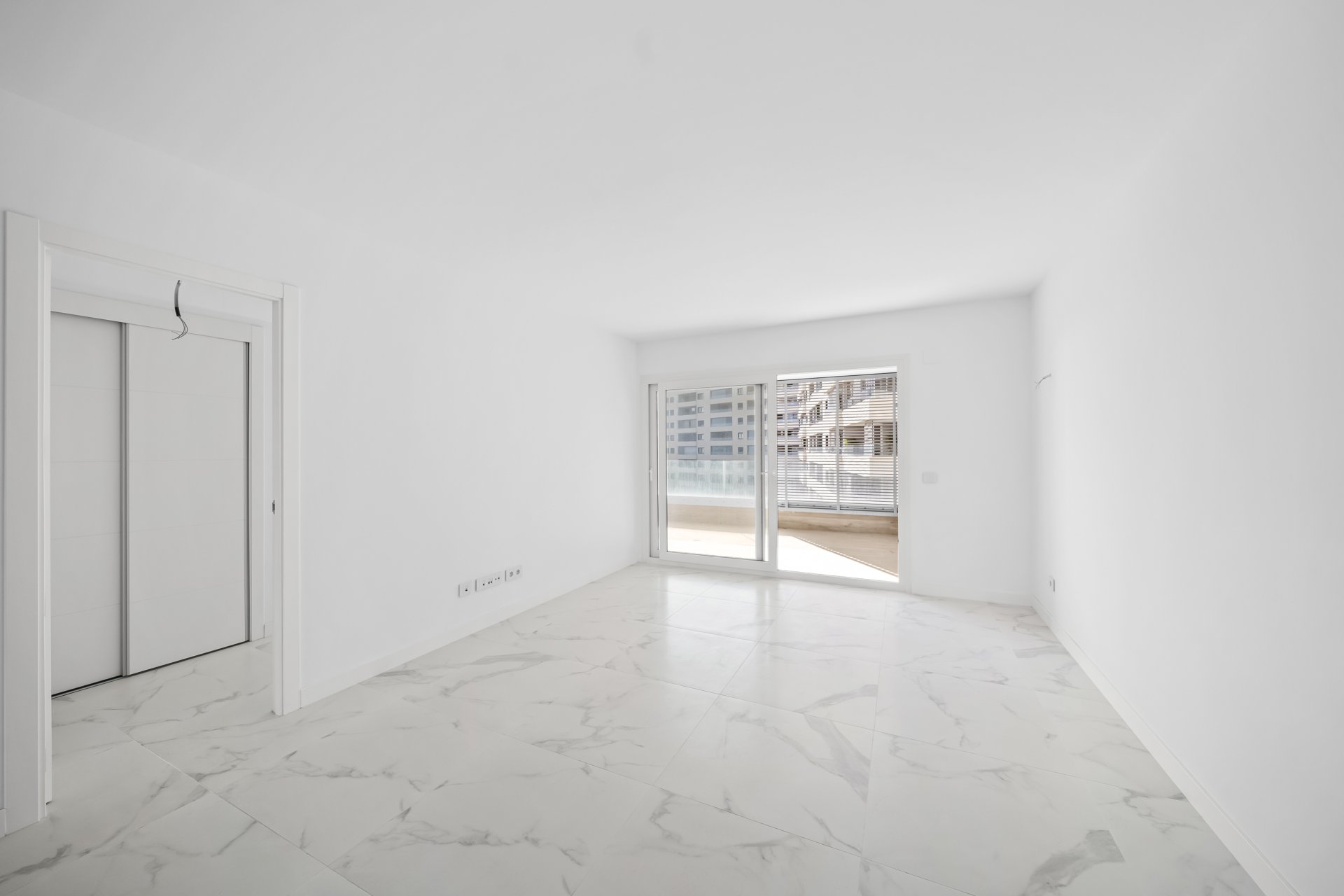 Resale - Apartment / Flat * - Torrevieja - Punta Prima *