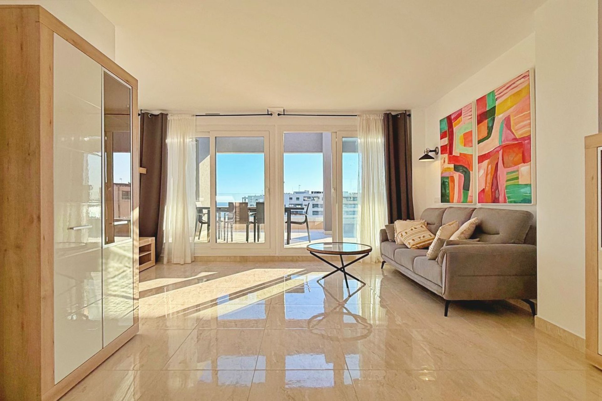 Resale - Apartment / Flat * - Torrevieja - Punta Prima *