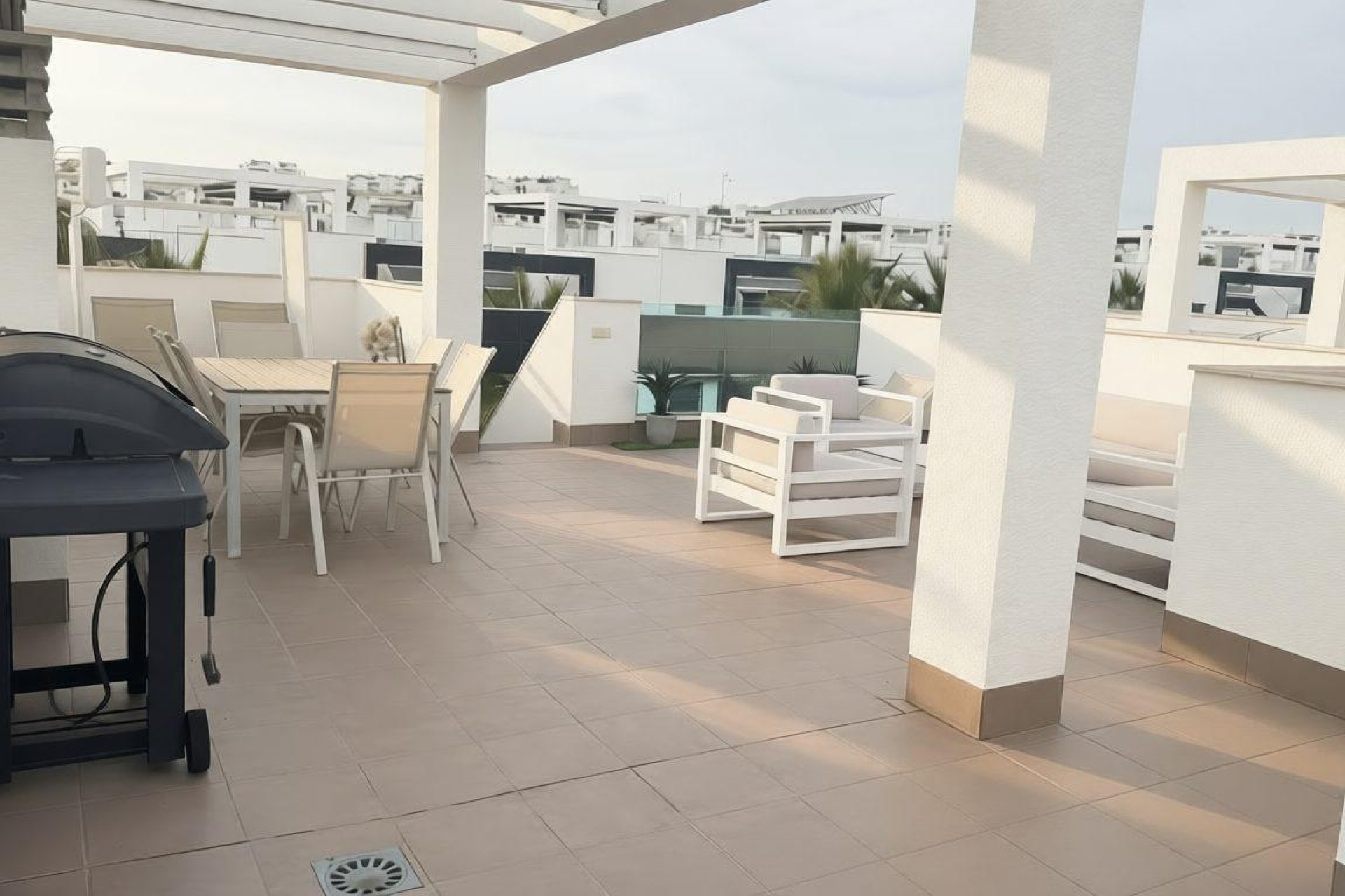 Resale - Apartment / Flat * - Torrevieja * - Punta Prima *