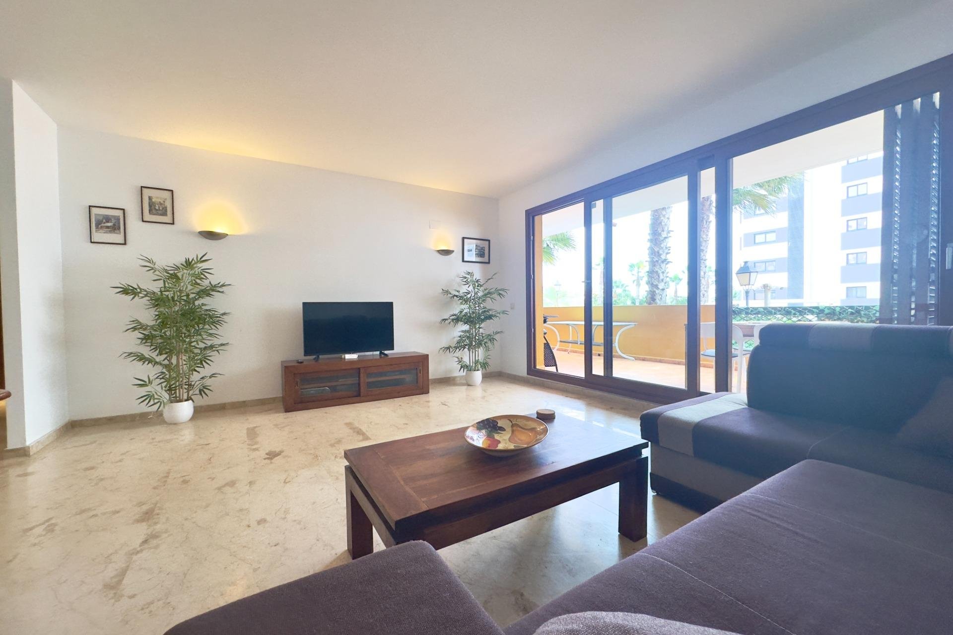 Resale - Apartment / Flat * - Torrevieja * - Punta Prima *