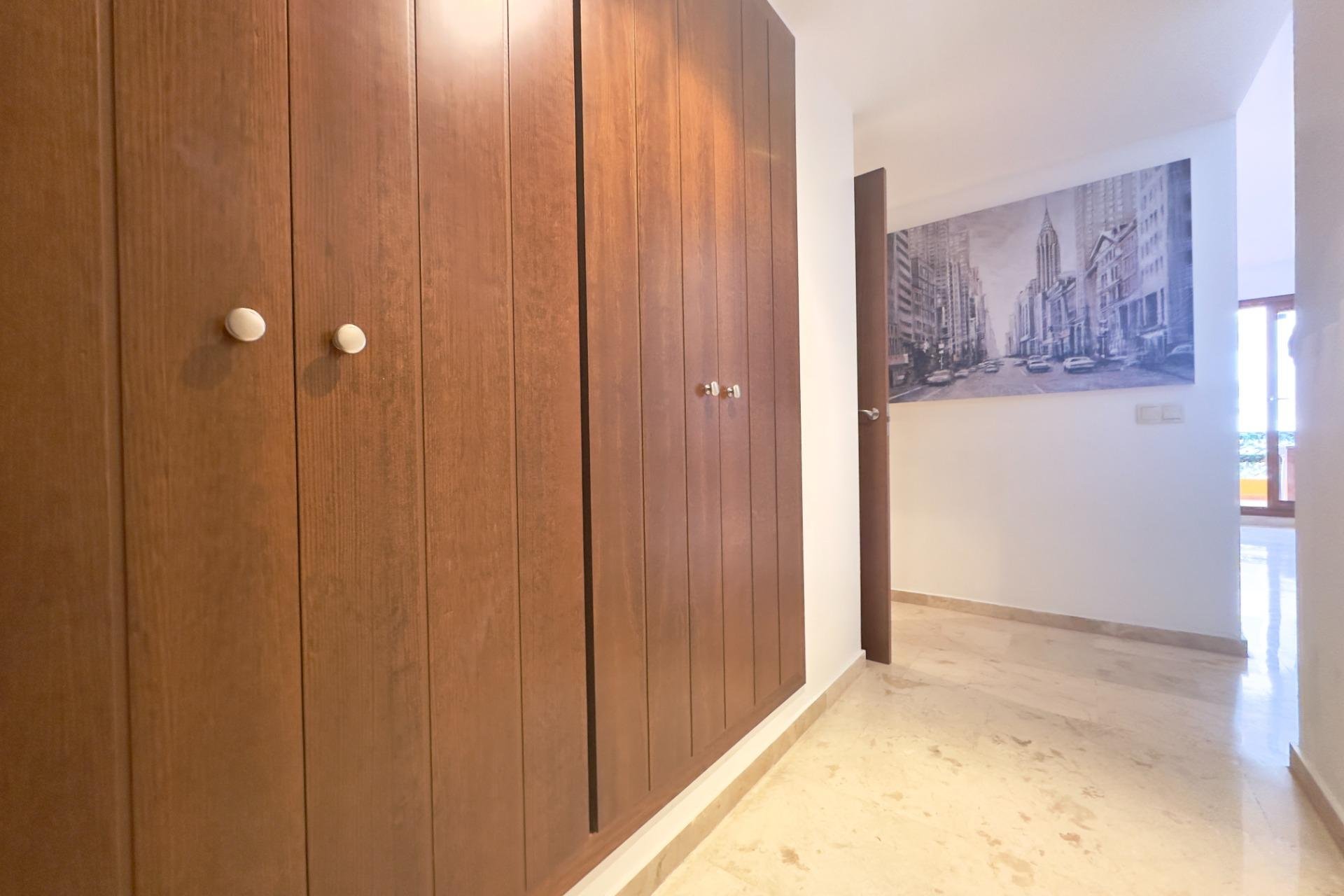 Resale - Apartment / Flat * - Torrevieja * - Punta Prima *