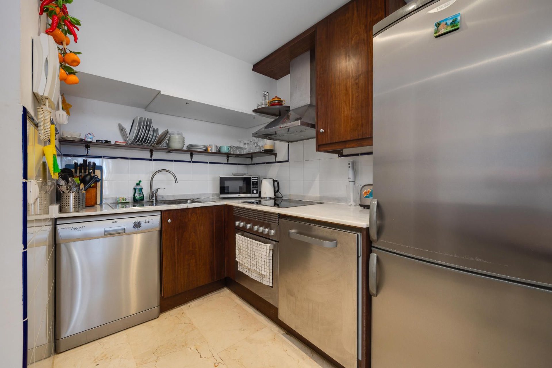 Resale - Apartment / Flat * - Torrevieja * - Punta Prima *