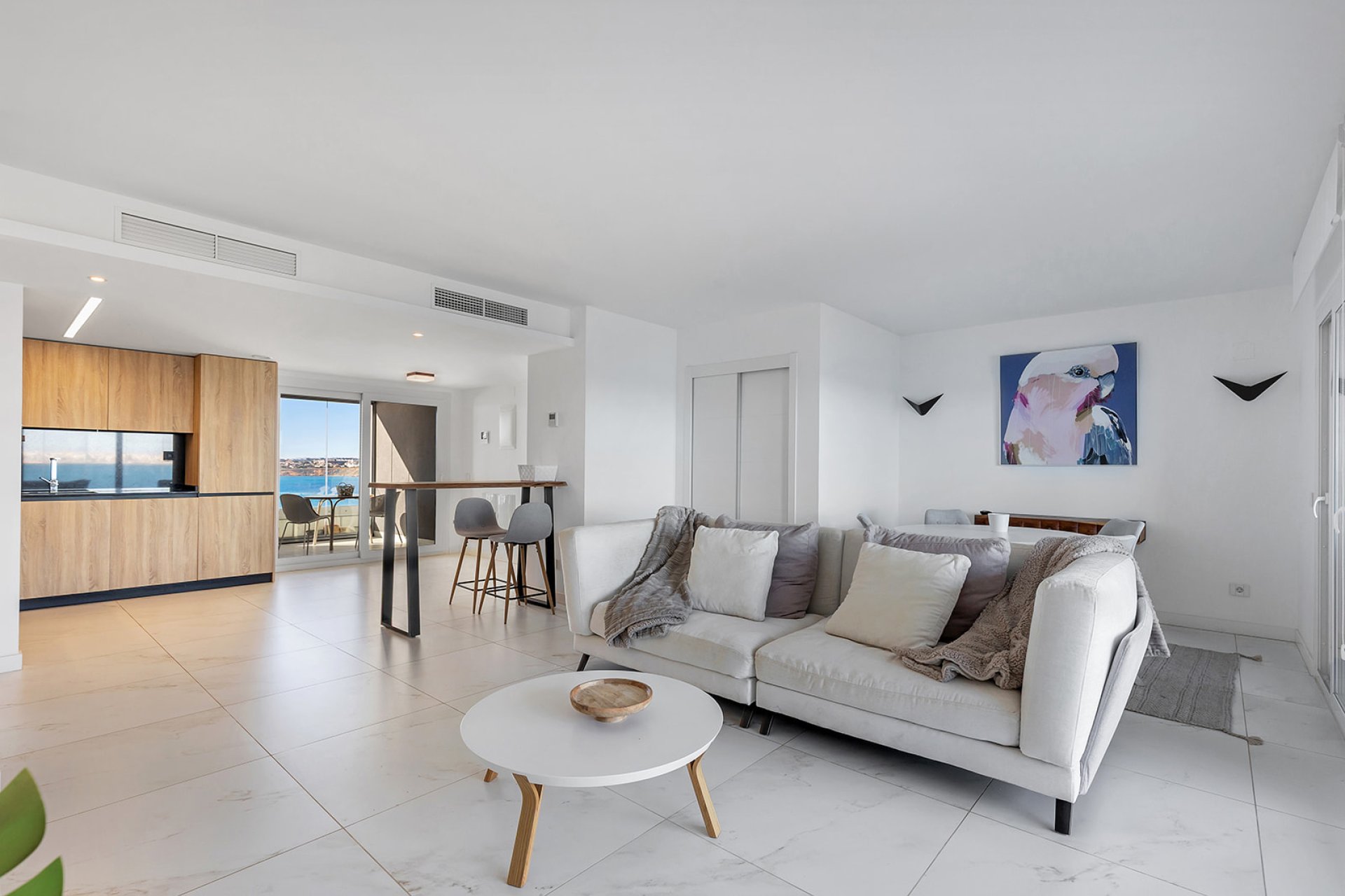 Resale - Apartment / Flat * - Torrevieja * - Punta Prima *