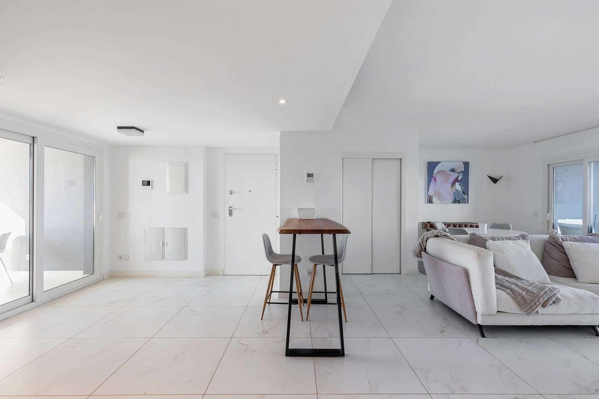 Resale - Apartment / Flat * - Torrevieja * - Punta Prima *
