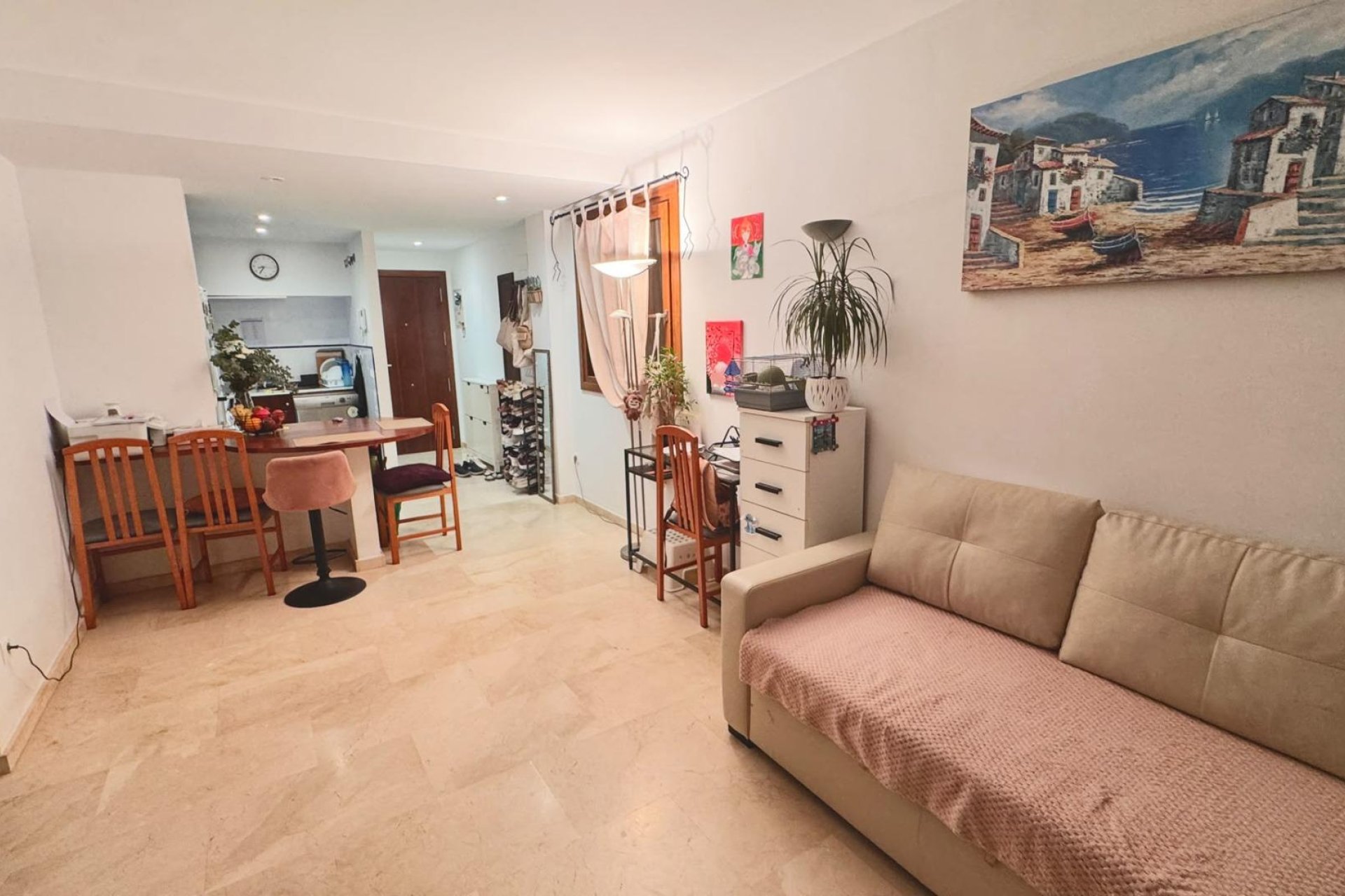 Resale - Apartment / Flat * - Torrevieja * - Punta Prima *