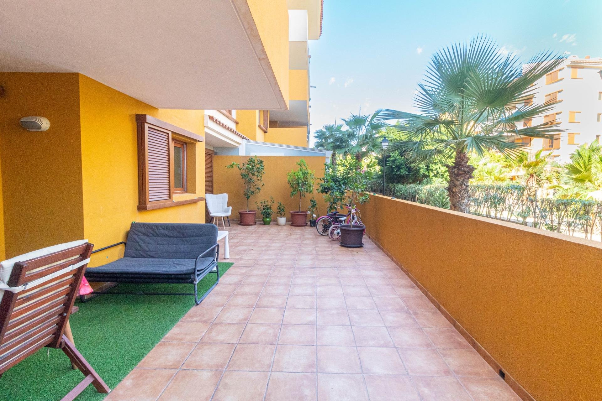 Resale - Apartment / flat - Torrevieja - Punta prima