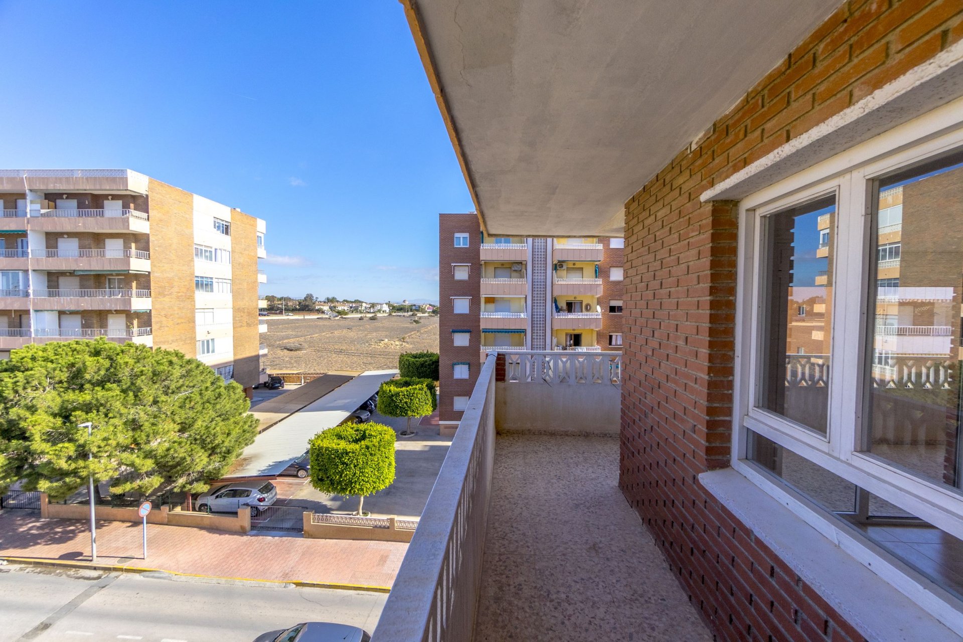 Resale - Apartment / flat - Torrevieja - Punta Prima