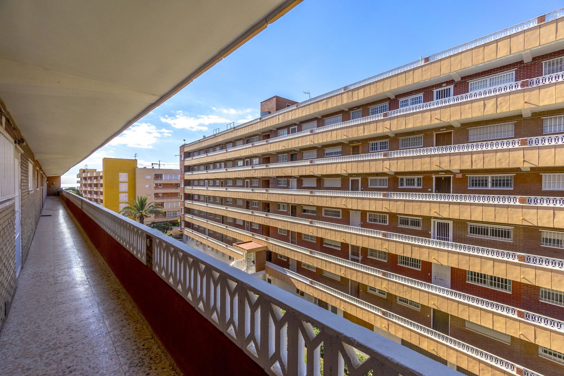 Resale - Apartment / flat - Torrevieja - Punta Prima