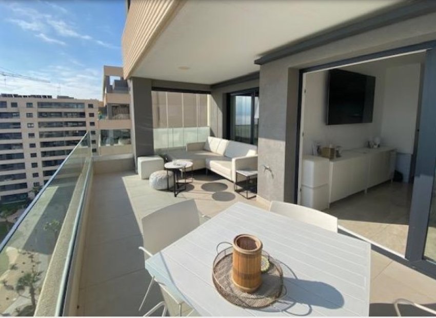 Resale - Apartment / flat - Torrevieja* - Punta Prima*