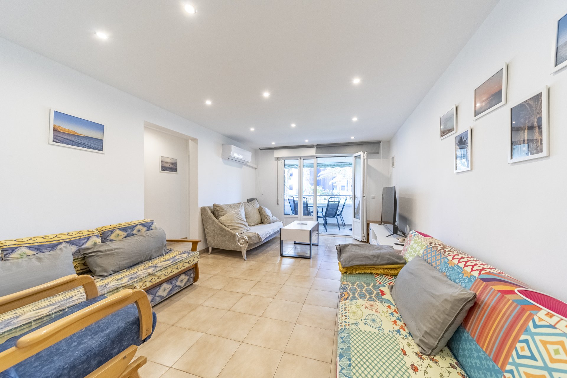 Resale - Apartment / Flat * - Torrevieja * - Rocio del Mar *