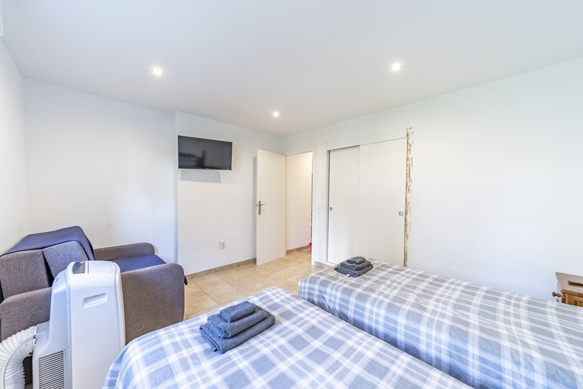 Resale - Apartment / Flat * - Torrevieja * - Rocio del Mar *