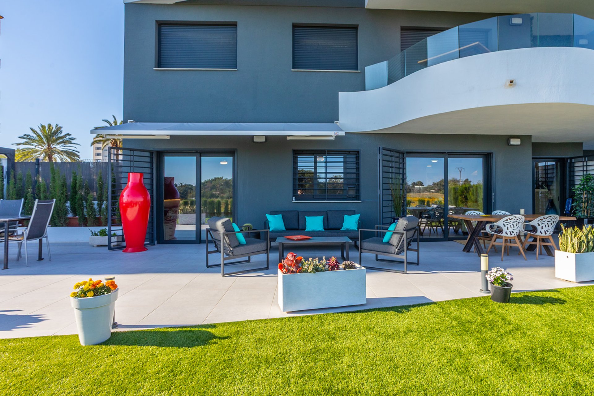 Resale - Apartment / Flat * - Torrevieja * - Rocio del Mar *