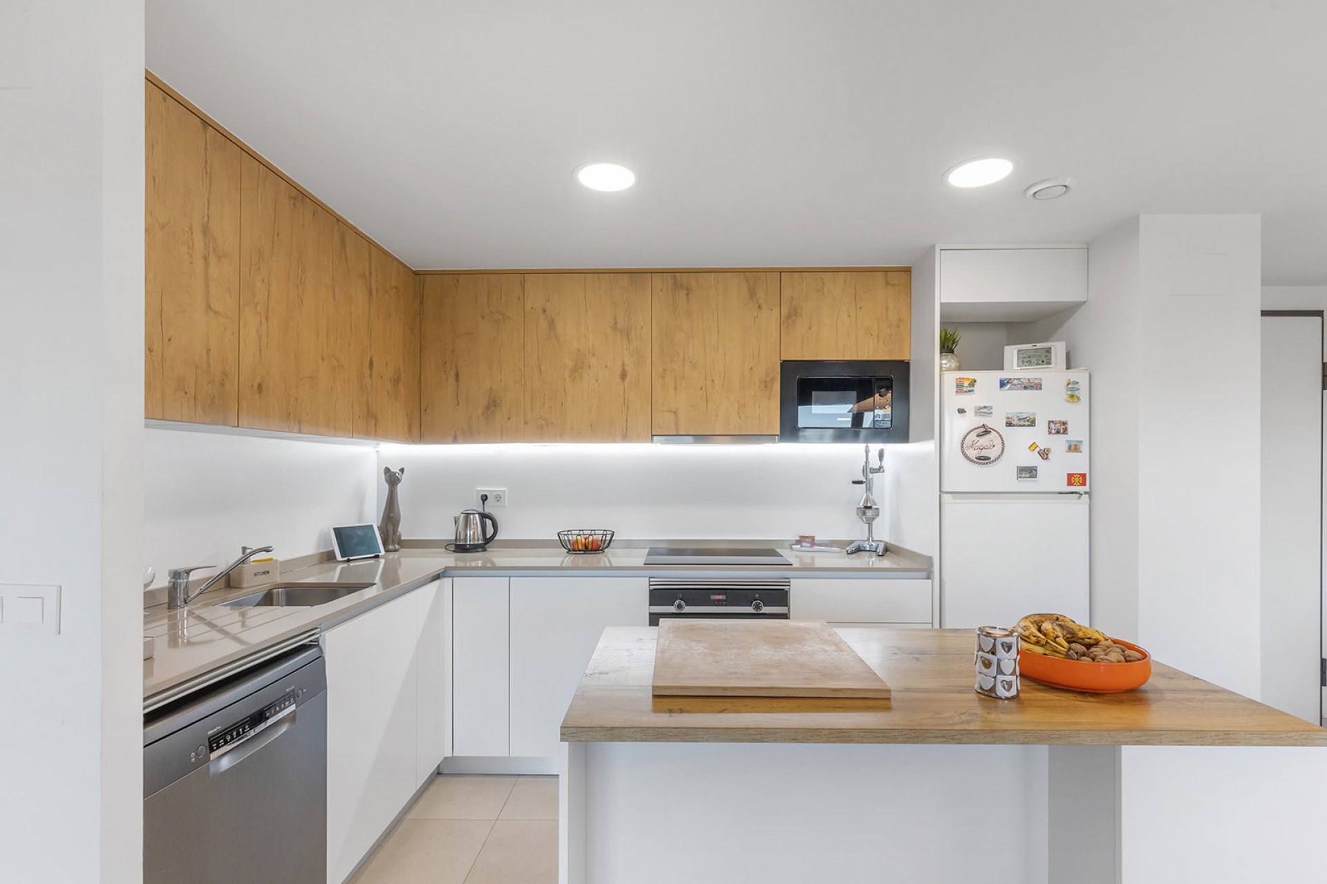 Resale - Apartment / Flat * - Torrevieja * - Rocio del Mar *